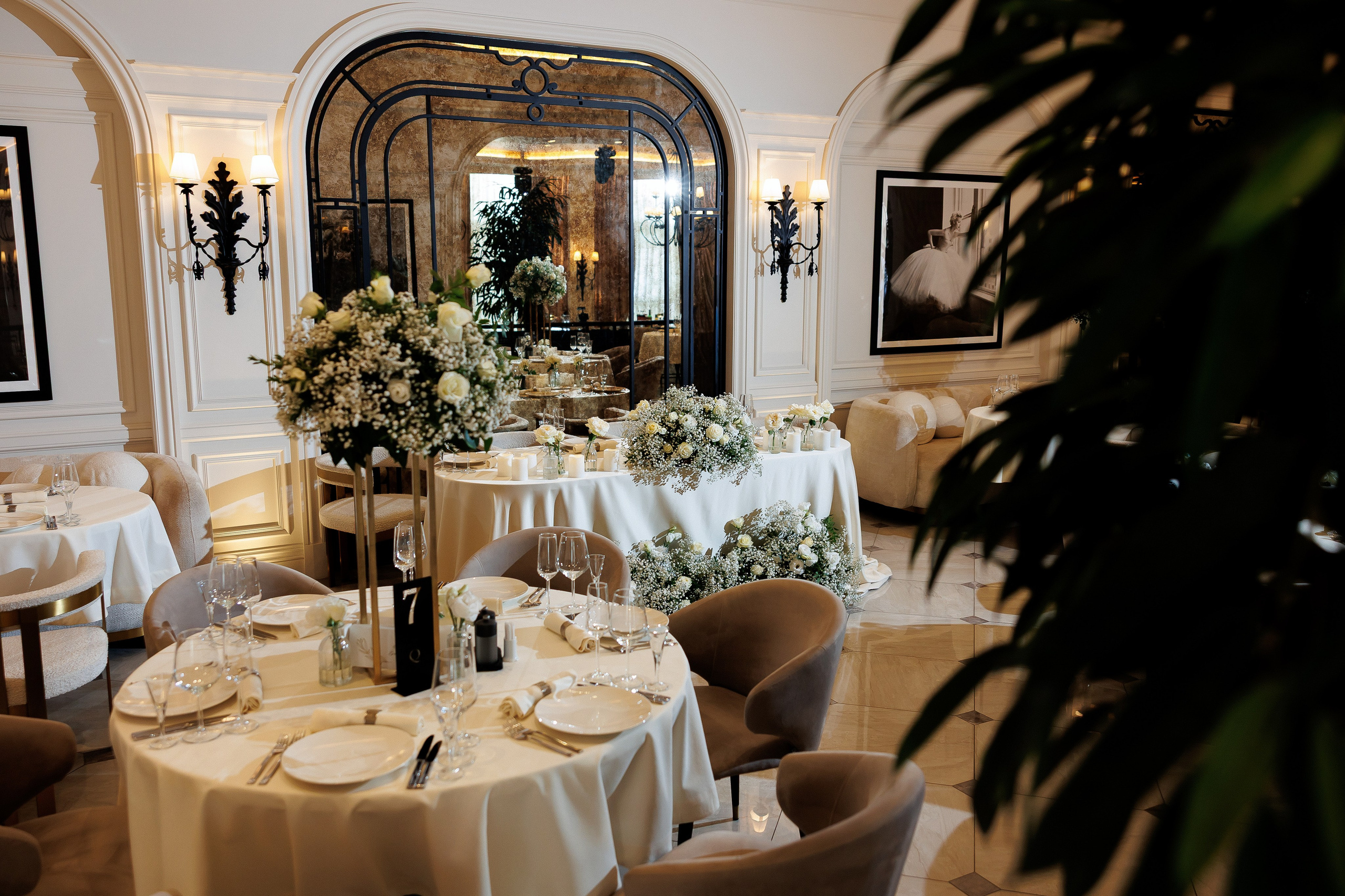 Serghei & Erica — Queen Residence. Servicii Foto și Video 067188353