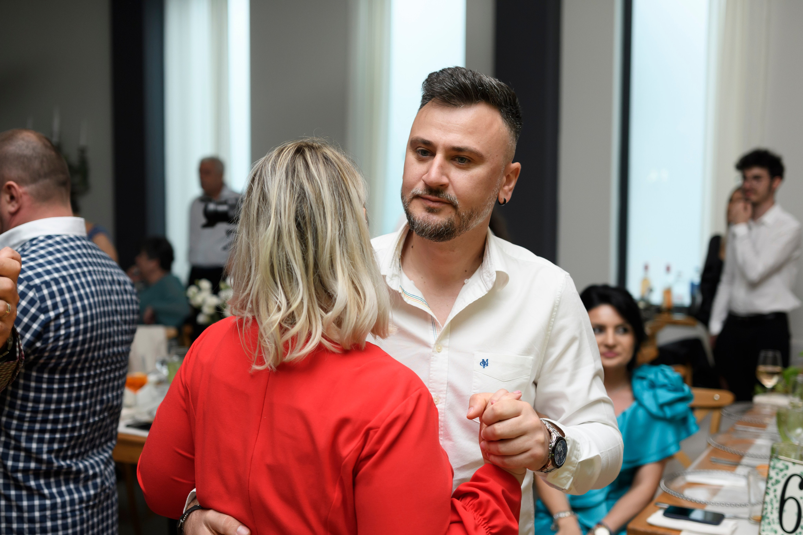 Fotografii Nunta + Botez Ciresul Salbatic. MDimaFotoStudio. Fotograf de nuntă, evenimente private și de familie