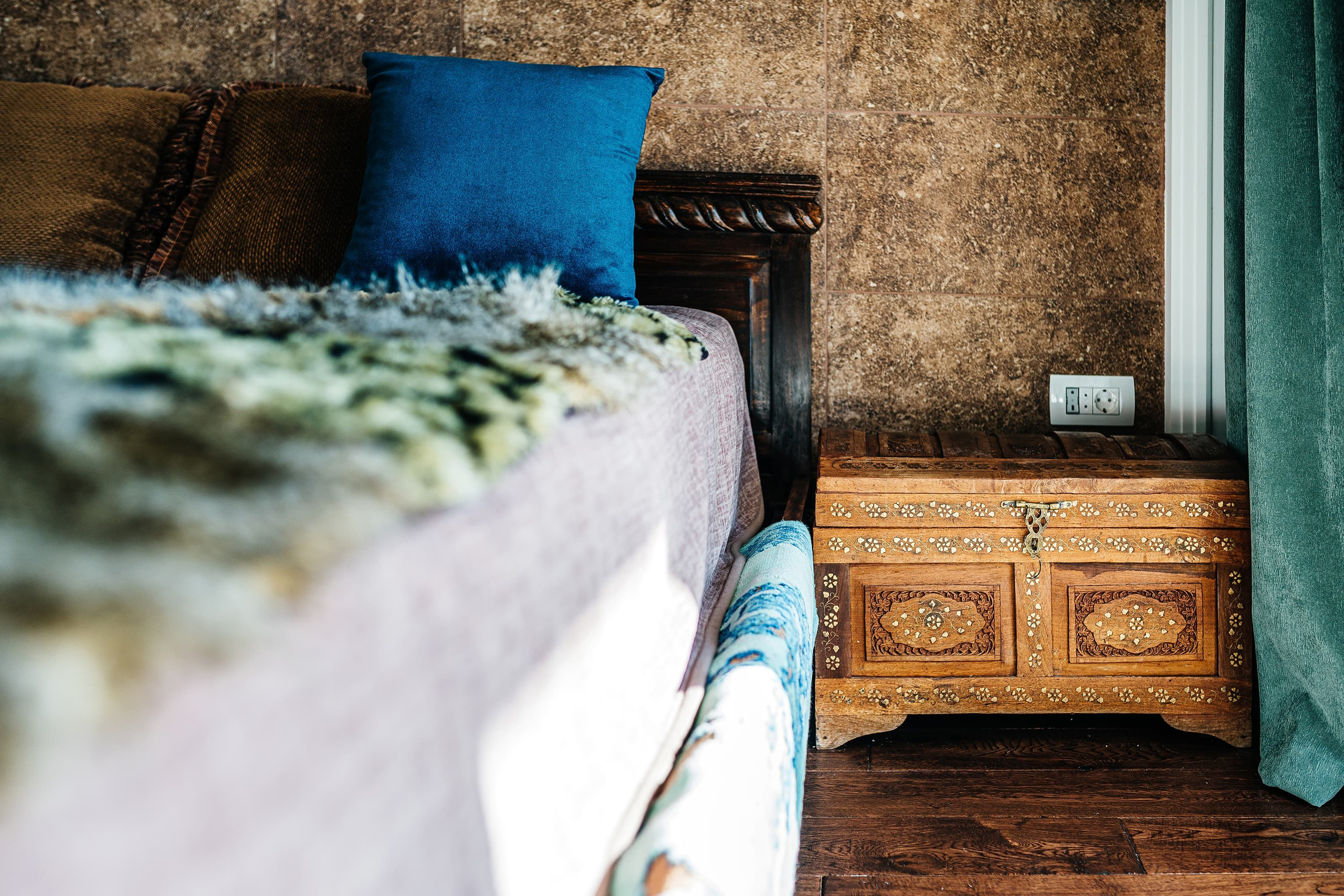 Real Estate Photography. Montenegro. EVAN ARISTOV WEDDING PHOTOGRAPHY — Seattle Wedding Photographer