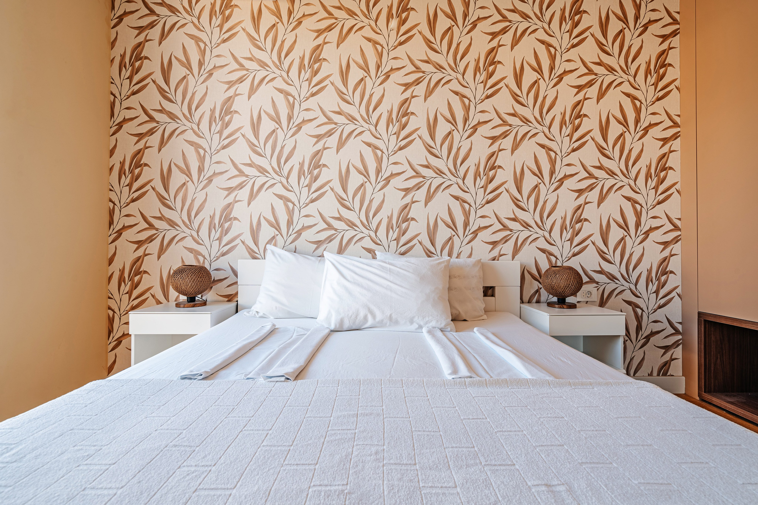 Real Estate Photography. Montenegro. EVAN ARISTOV WEDDING PHOTOGRAPHY — Seattle Wedding Photographer