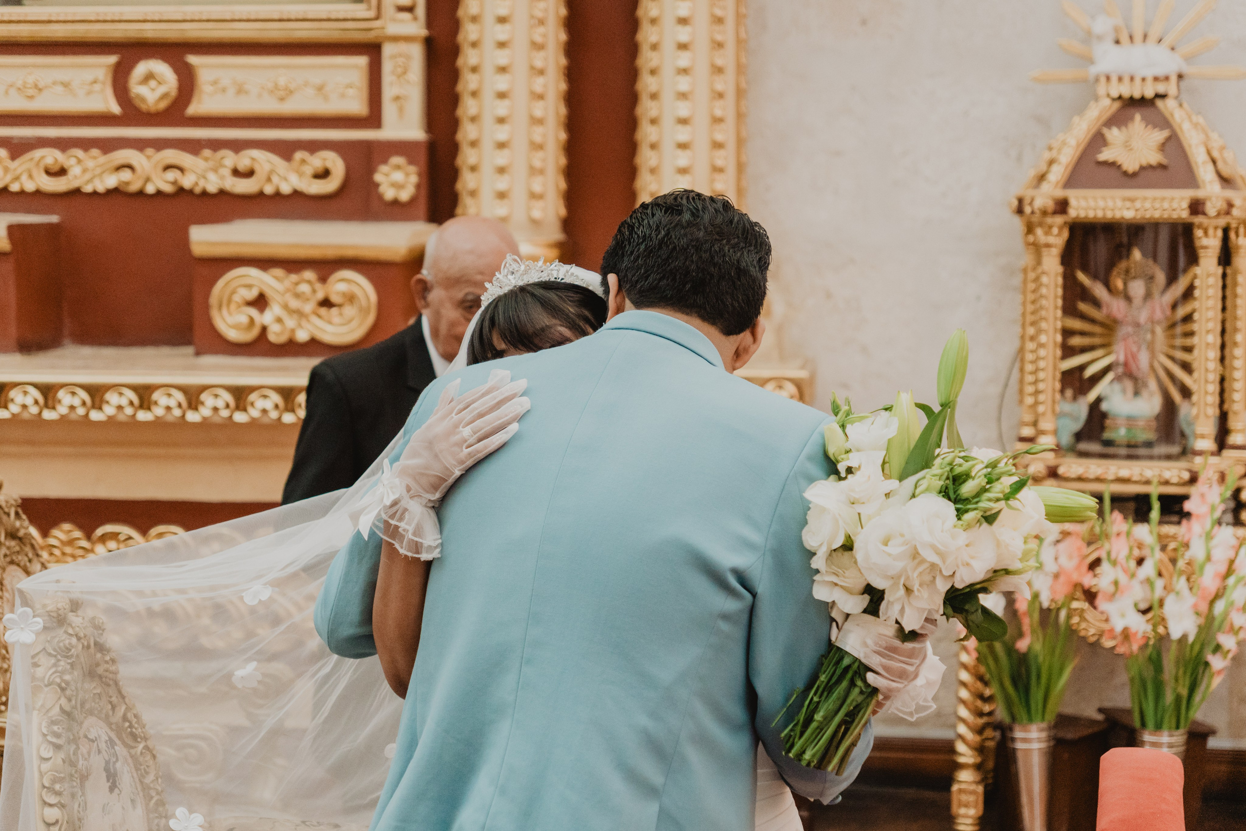STEISY + EMMANUEL | BODA RELIGIOSA. Studio KVTA | Fotografía y Video de Bodas en Arequipa