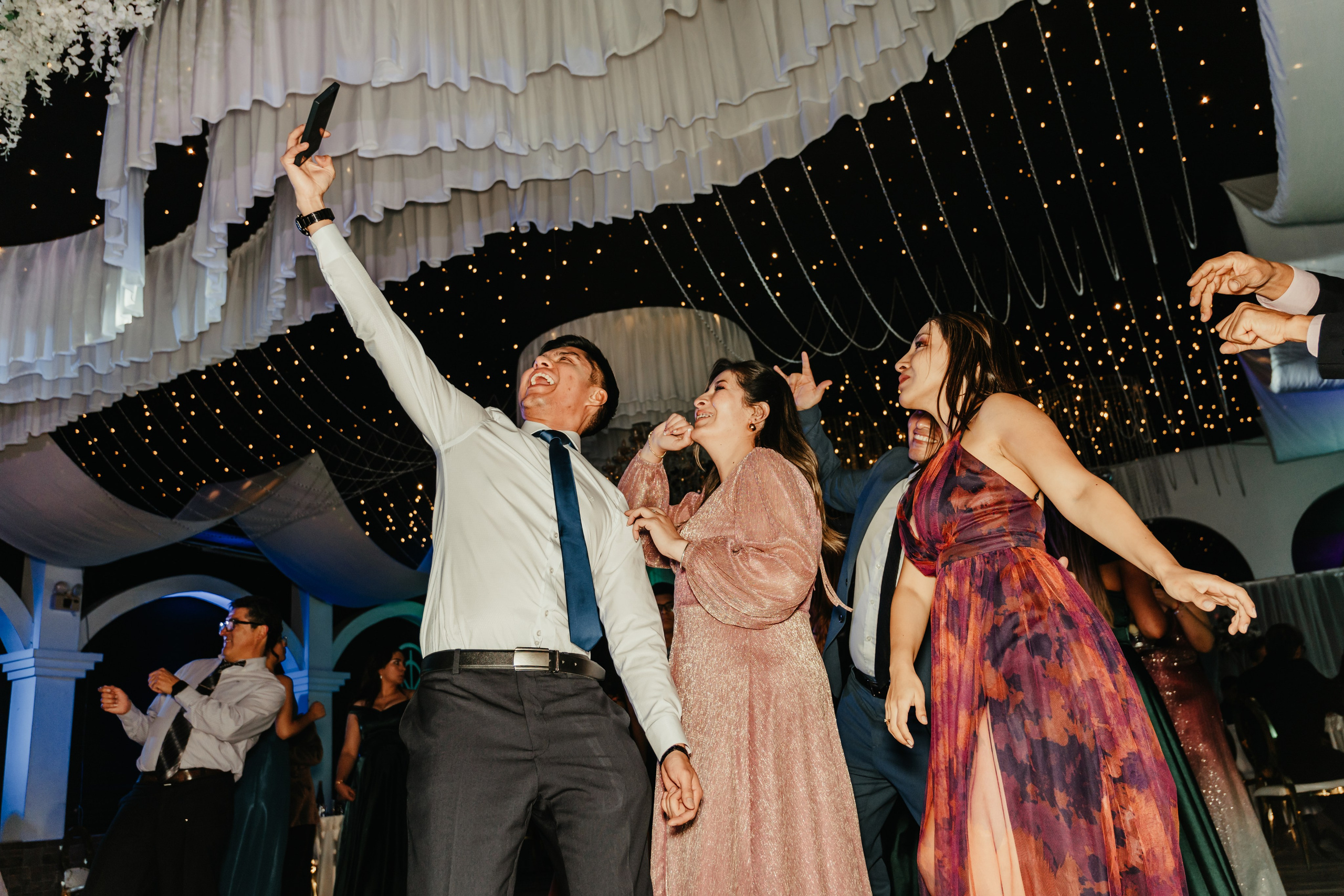 VANIA + LUIS BODA CIVIL. Studio KVTA | Fotografía y Video de Bodas en Arequipa