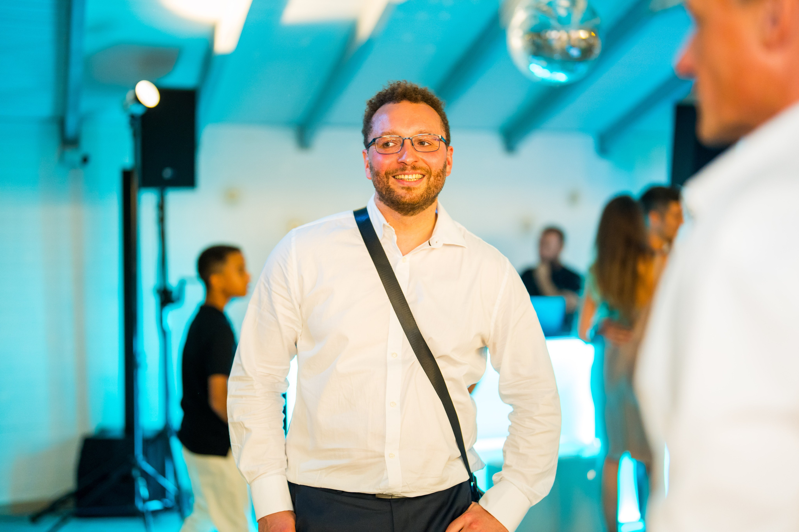 PARTY. Gabriel Florea — Fotograf nuntă București