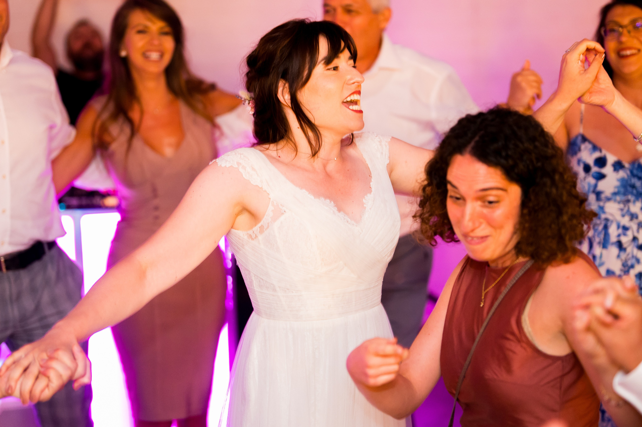 PARTY. Gabriel Florea — Fotograf nuntă București