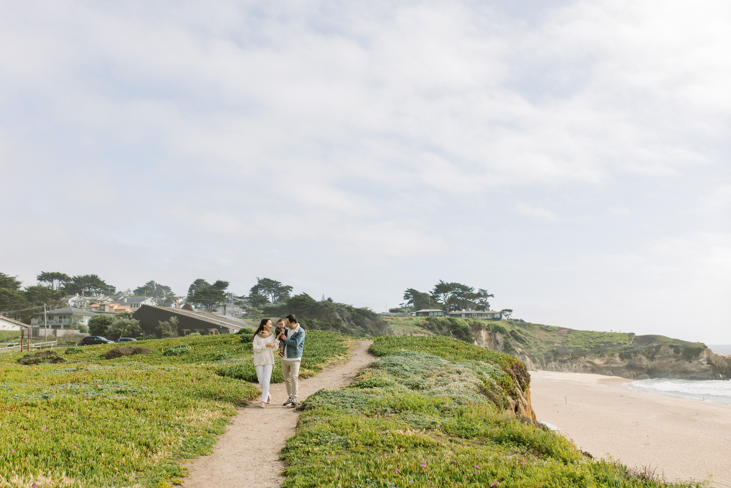 Bay Area Beach Guide for Photoshoots | Best Beaches for Maternity, Couples & Family. Maternity, newborn photographer in the Bay Area|Iryna Rakivnenko