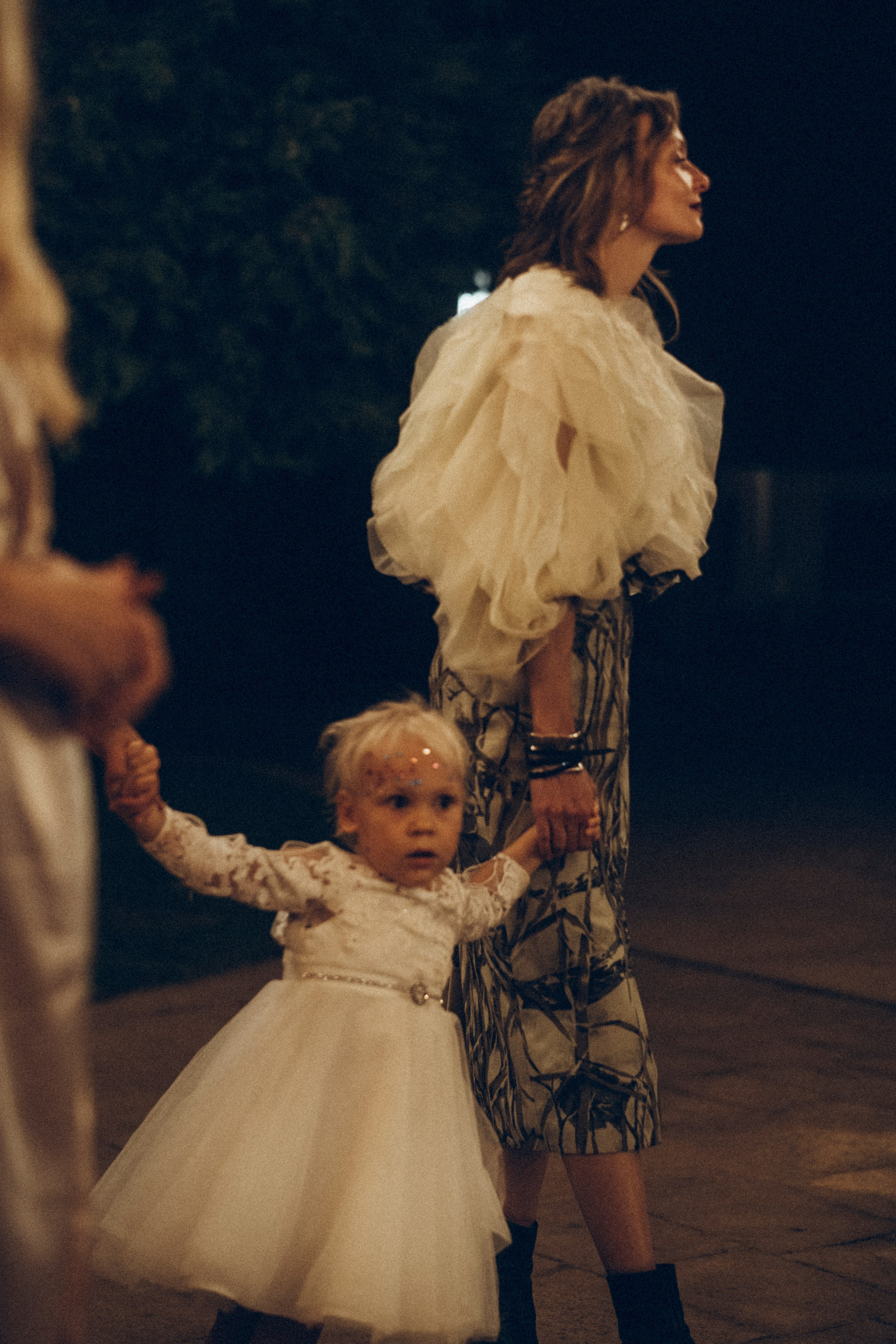 Nadezhda & Dmitry. Masia Mas Coll. Paola wedding photographer / videographer in Barcelona