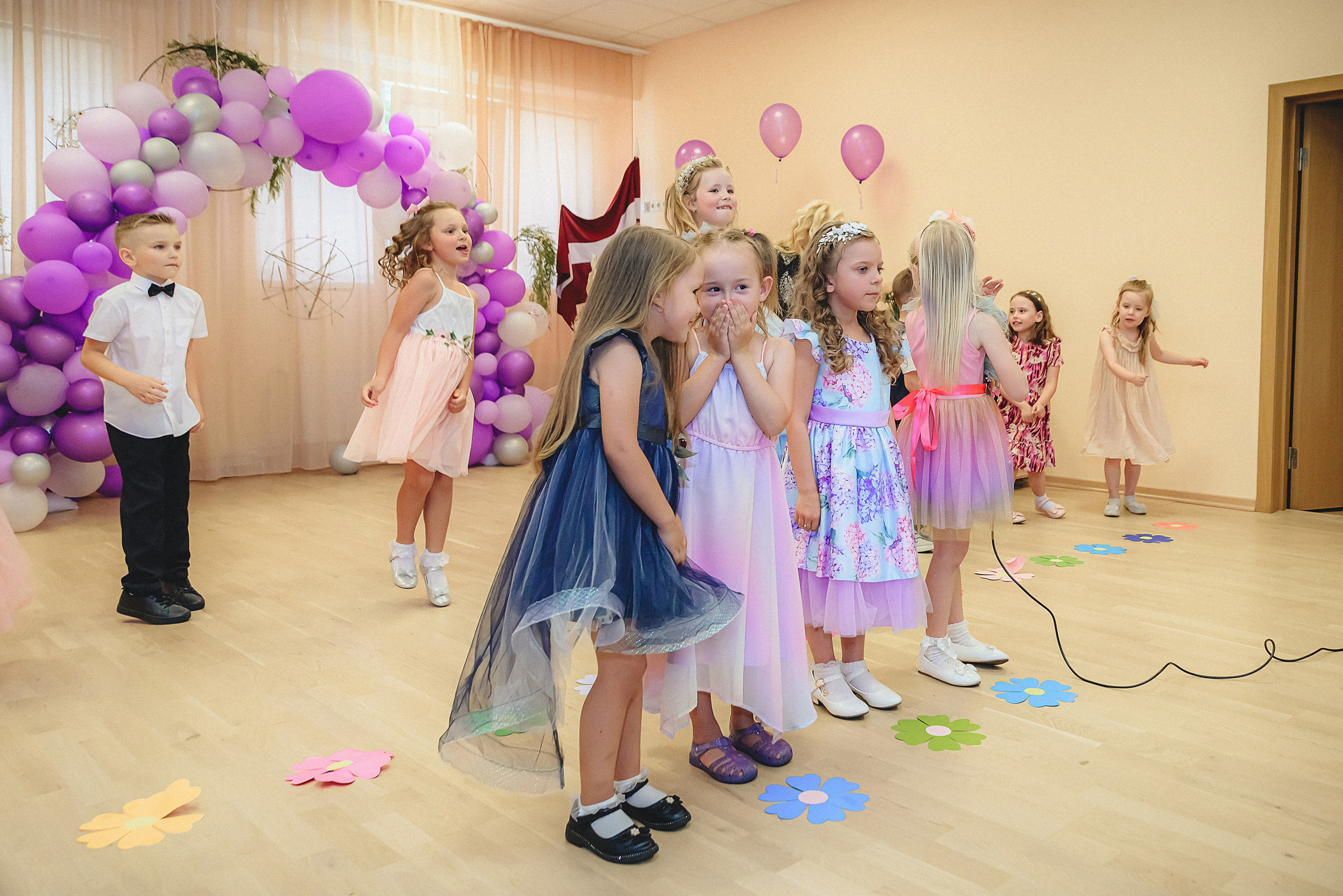 Bērnudārza «Laimiņa» Izlaidums. Photographer in Riga. Family, private and commercial photogrpahy