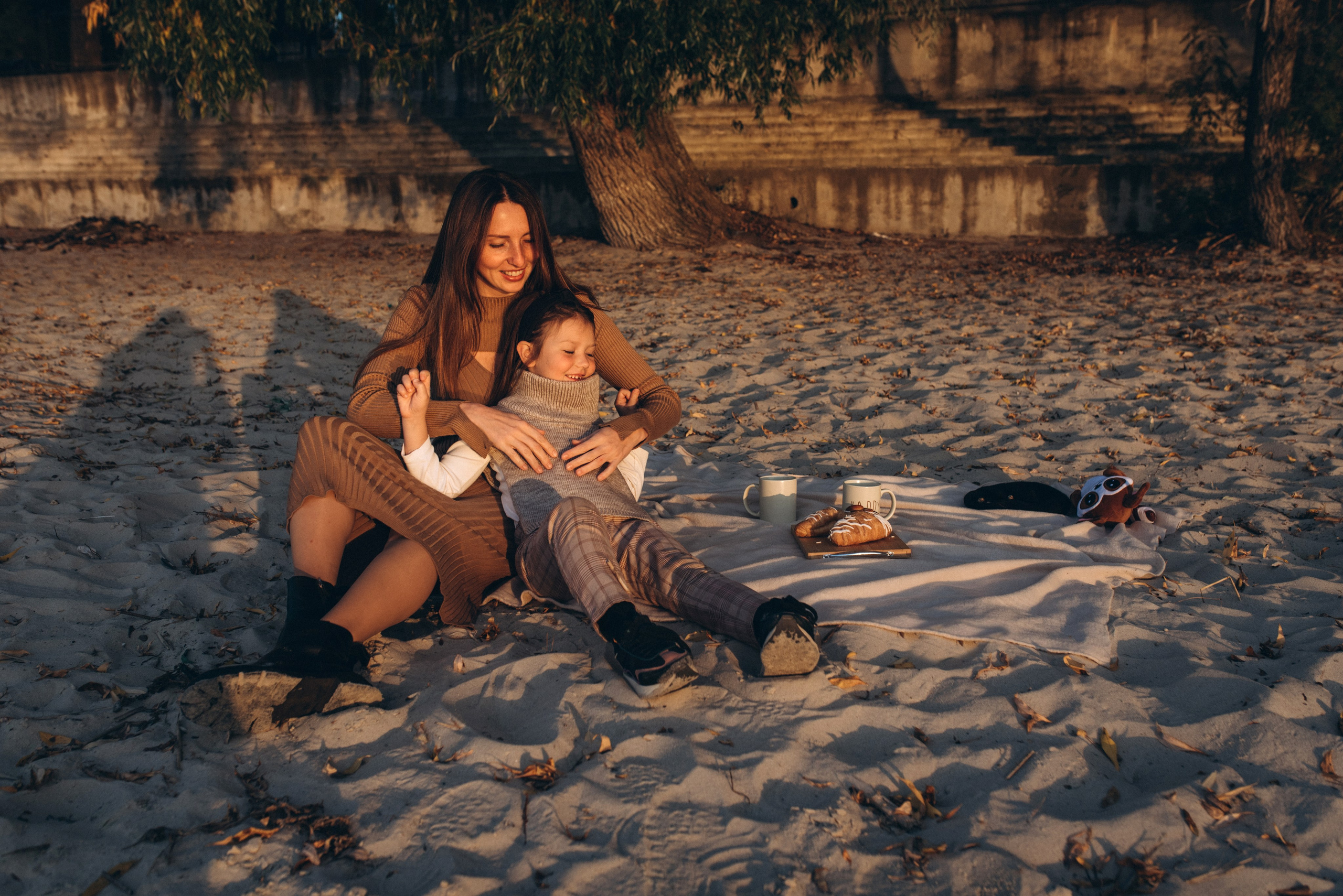 Tatjana & Mila. Familien- und Hochzeitsfotografin. Ich arbeite in Koblenz und Rheinlan