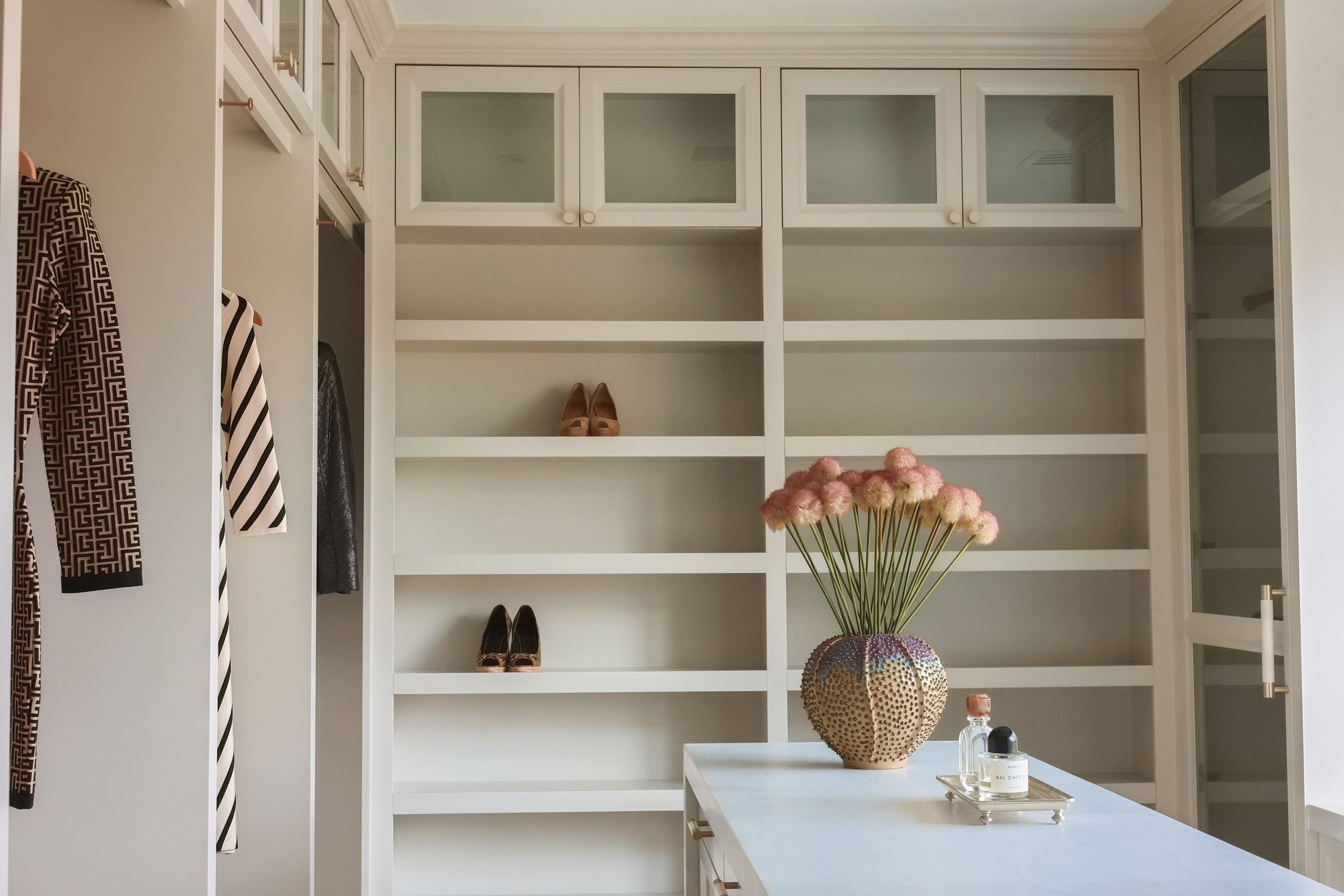 DRESSING ROOM. Ksenia Pedersen Interior Design / Hamptons Interior Designer Based in Montauk