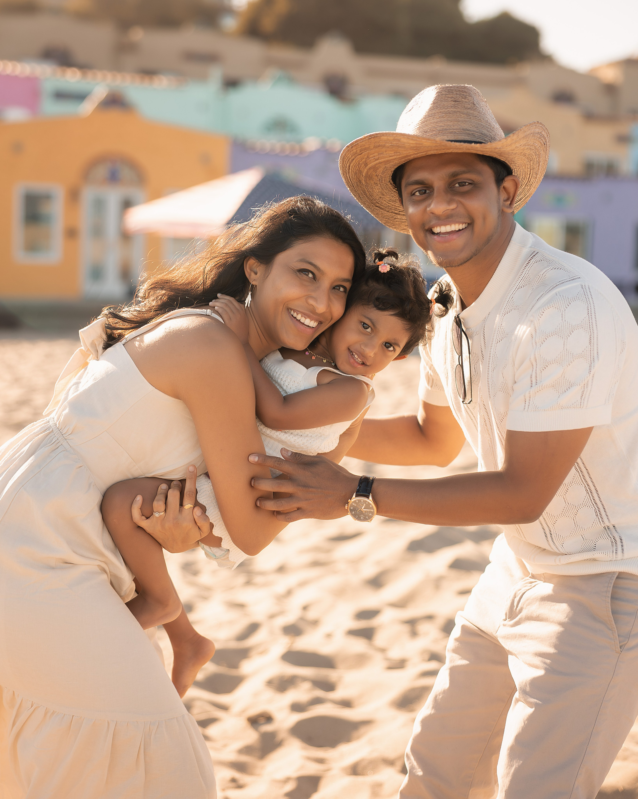 FAMILY & MATERNITY PHOTOGRAPHY. Couples & Families photographer in Bay Area, San Jose, California