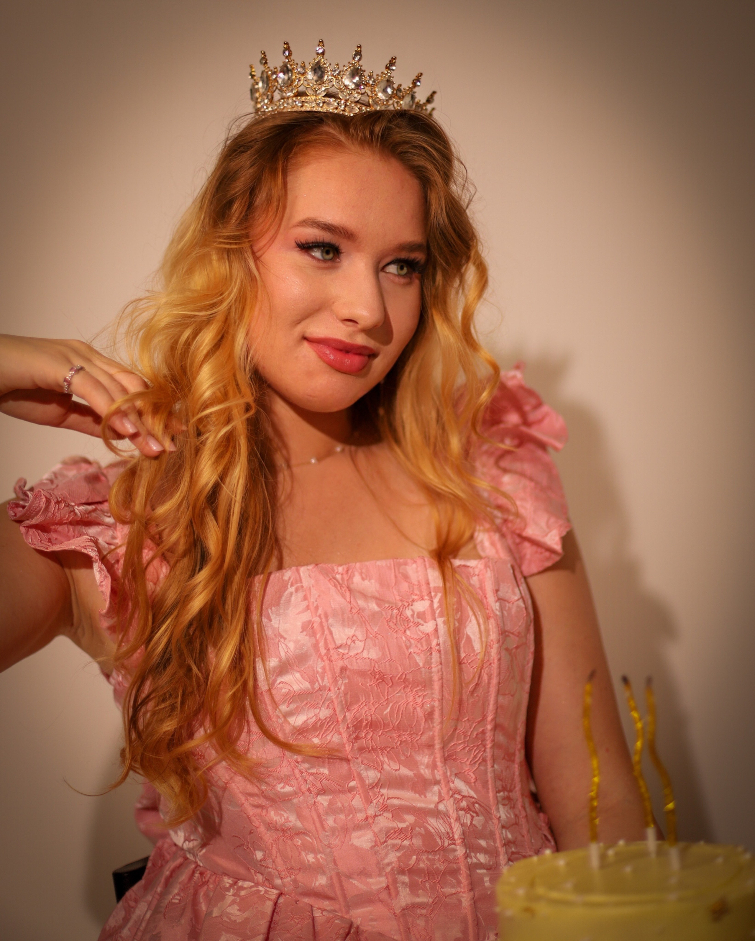 Ivanna. VALERIIA VIUNOVA individual shooting\love story\event\brand