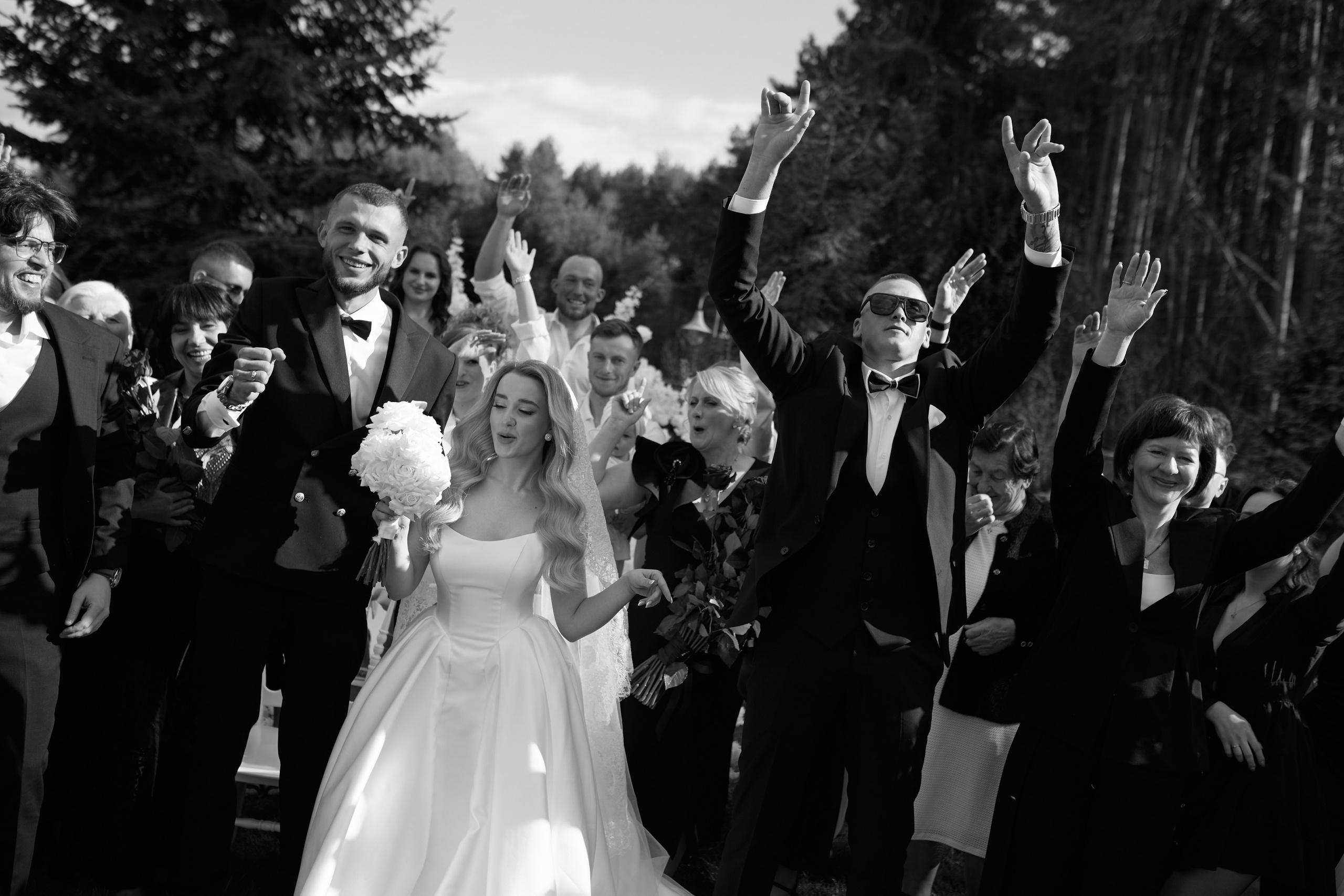 Natalia & Roman. Dworek przy lesie. Fotograf ślubny i rodzinny w Krakowie Yana Klymova