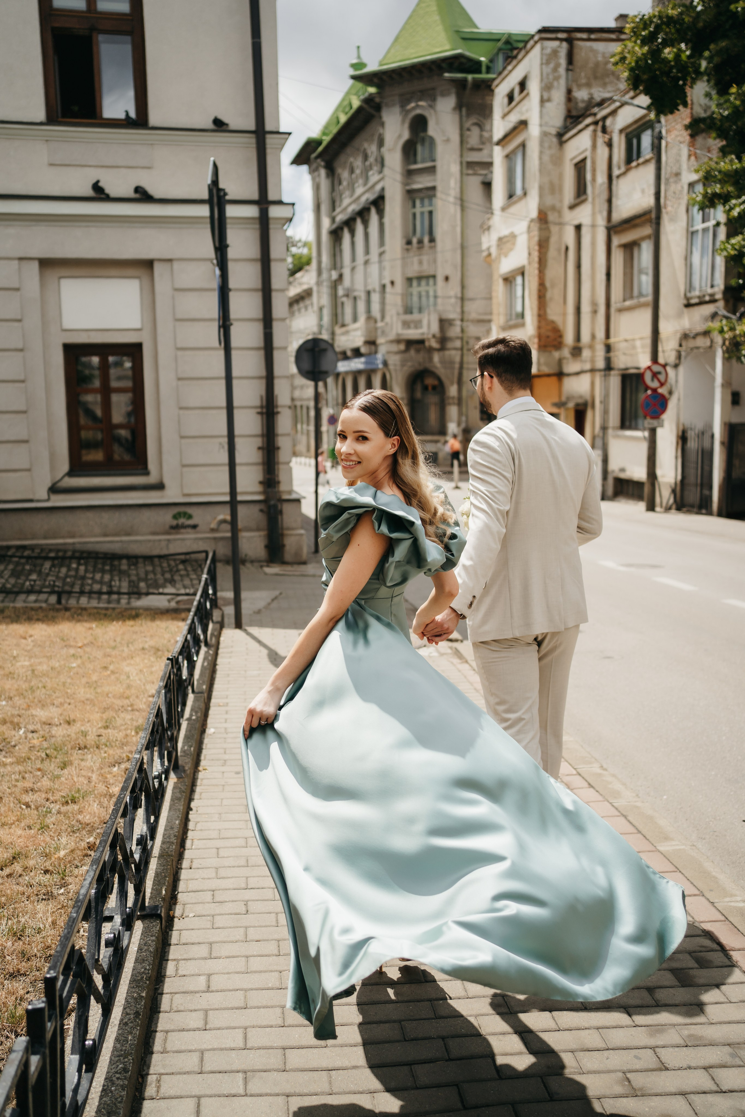 Fotograf stare civila Iasi. Fotograf Nunta Iasi - Hearts & Pictures