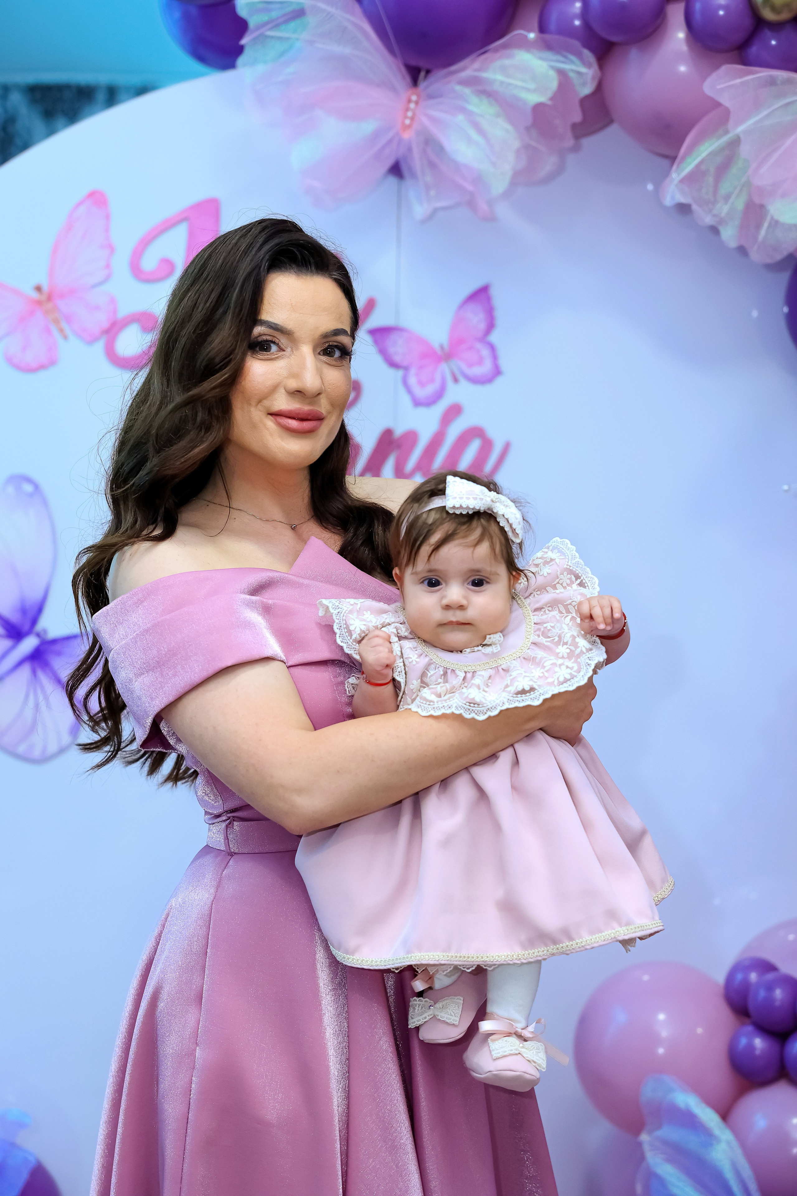 Iris Stefania. Moments By Gub