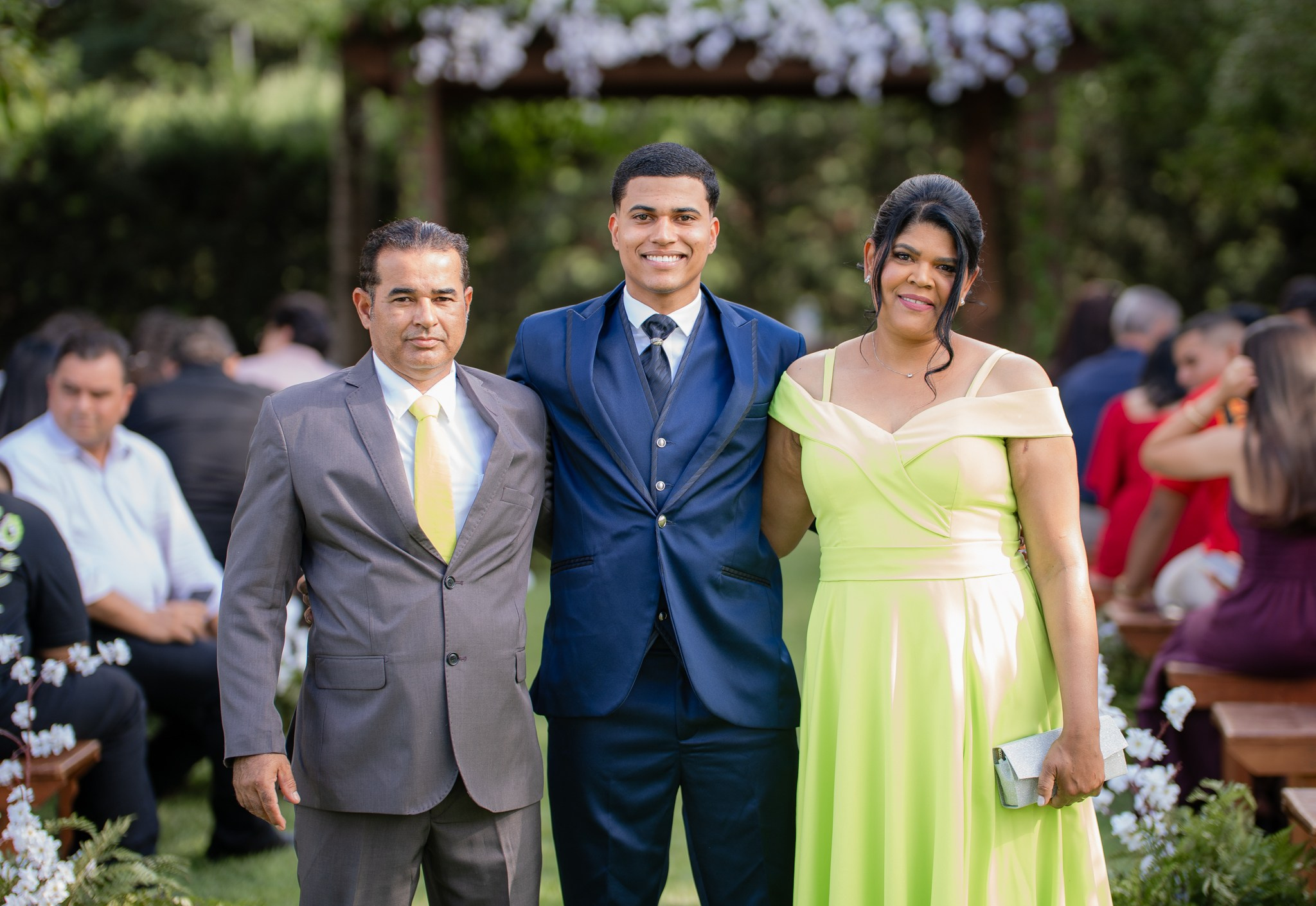 Larissa & Vinicius — Espaço Faveral / Aararaquara. Robson Colaço
