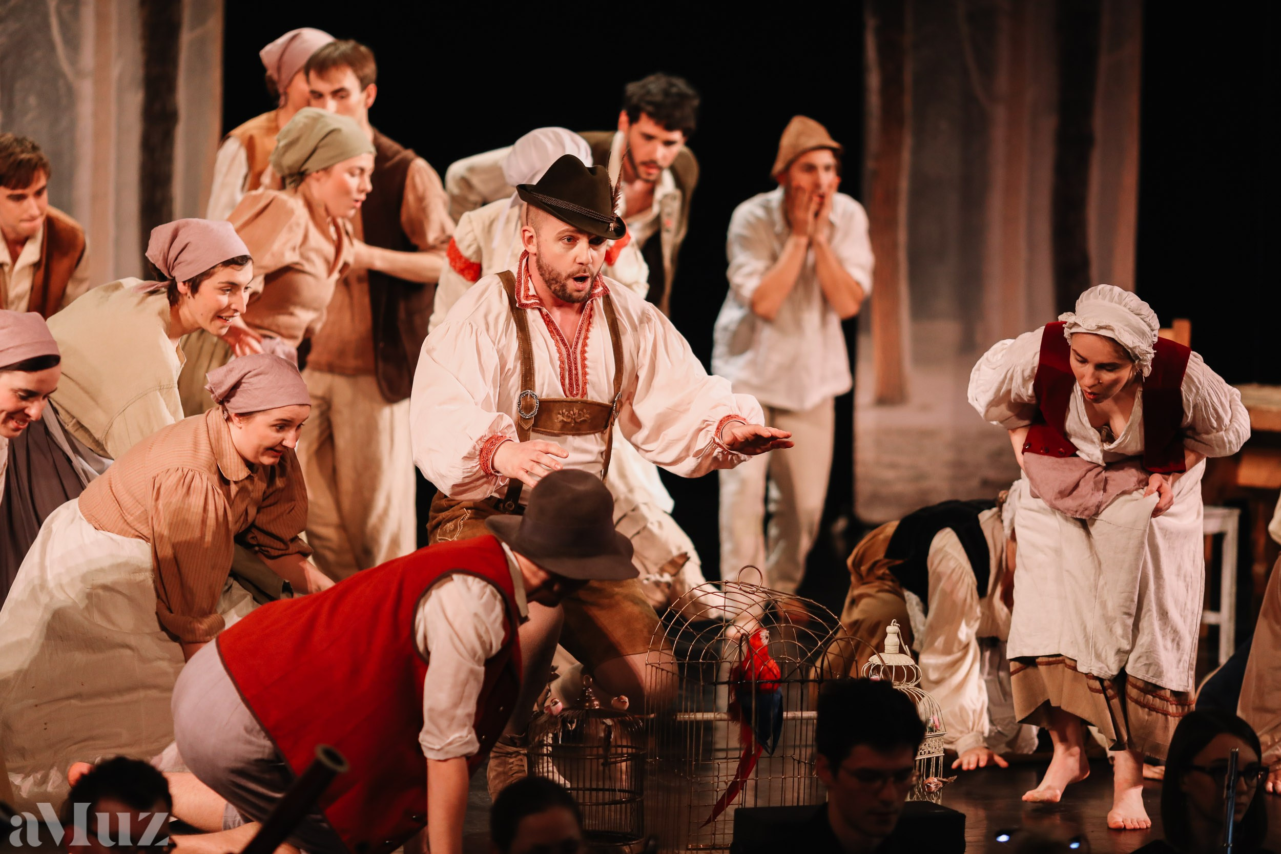 Opera Łąkowa. Fotograf Ślubny Warszawa - Sesje Biznesowe Rodzinne Eventy