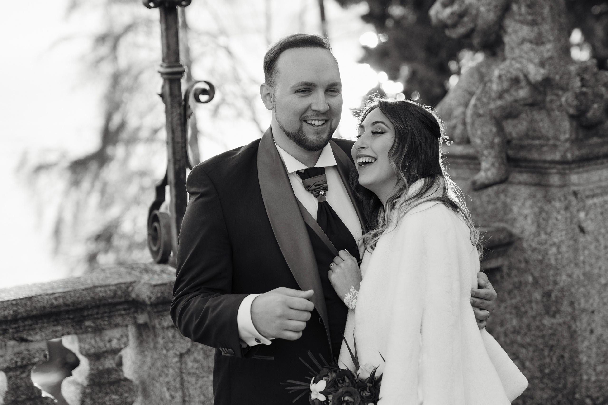 Olivelli Park Elopement on Lake Como. Fotografo matrimonio Lago di Como Ferrari Media Production