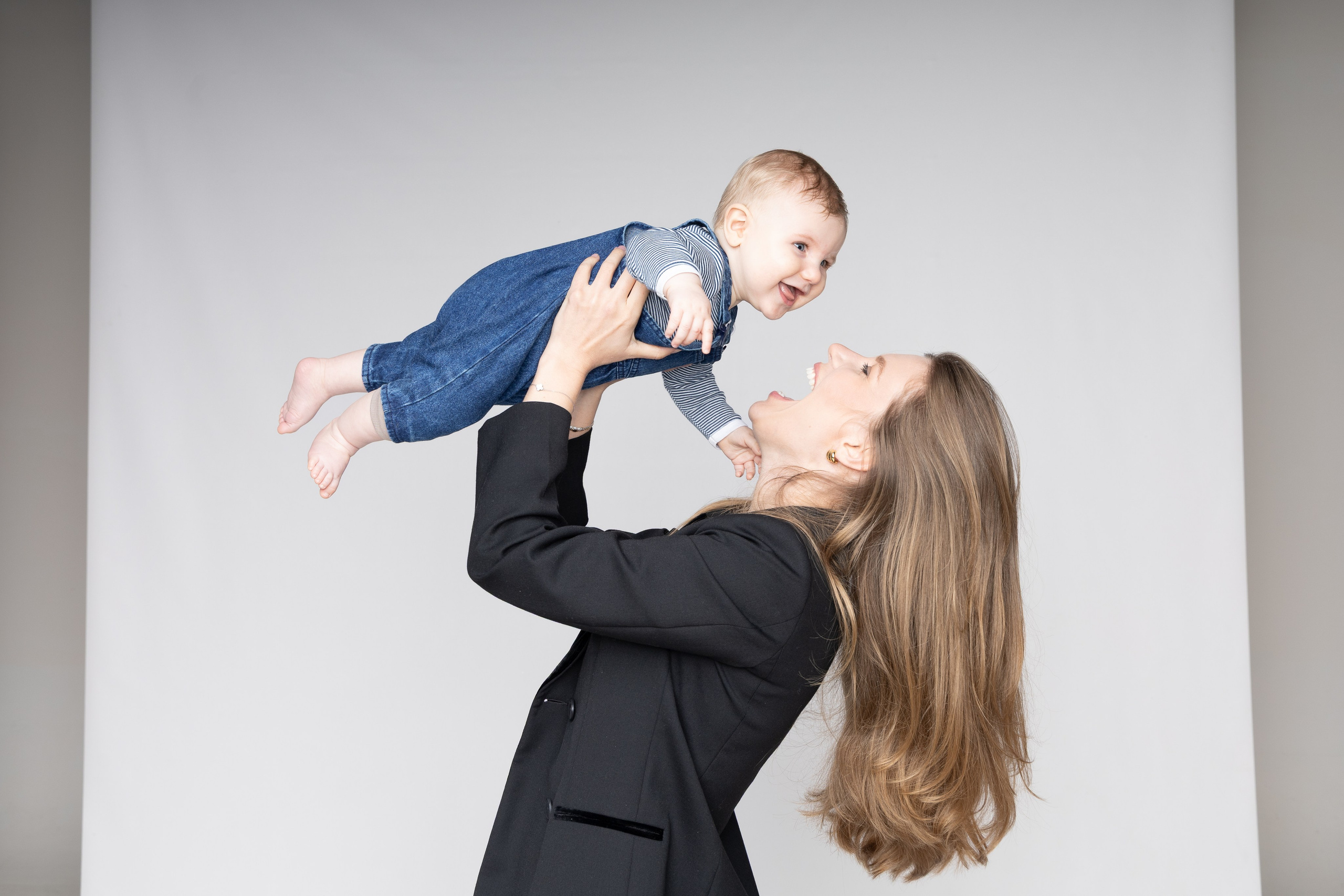 Séance photo maternité. Photographe de mariage et de portrait dans le Tarn, Toulouse et en Occitanie