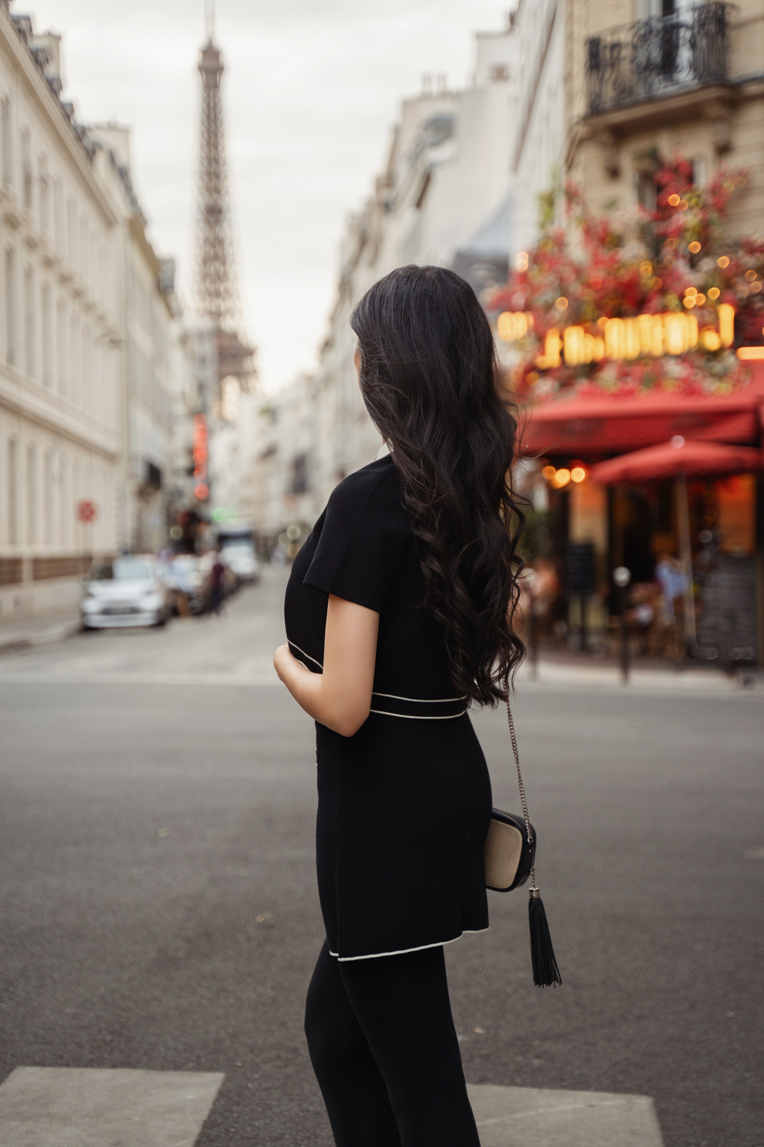 Naila (4 hours). Photographer in Paris|Solo and groups, portraits & content, couples photo-shoot in Paris at the best locations