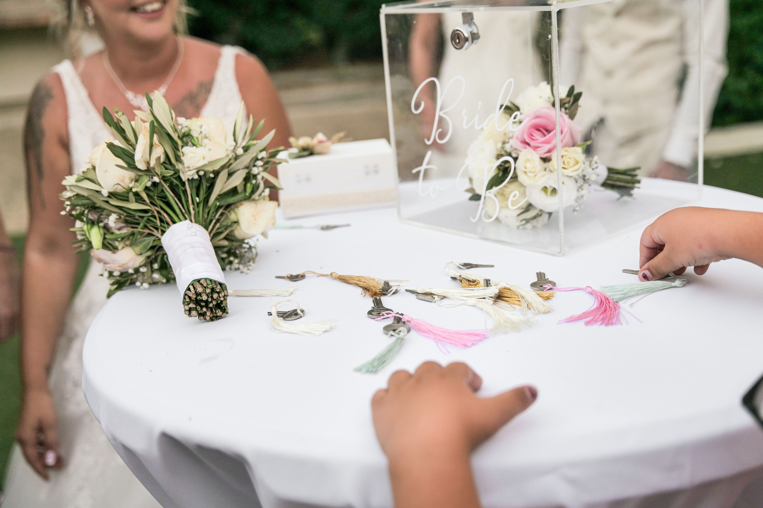 Mariage, wedding in France, Worldwide. Wedding-Family photographer, South of France–Paris, Valentina Acrement