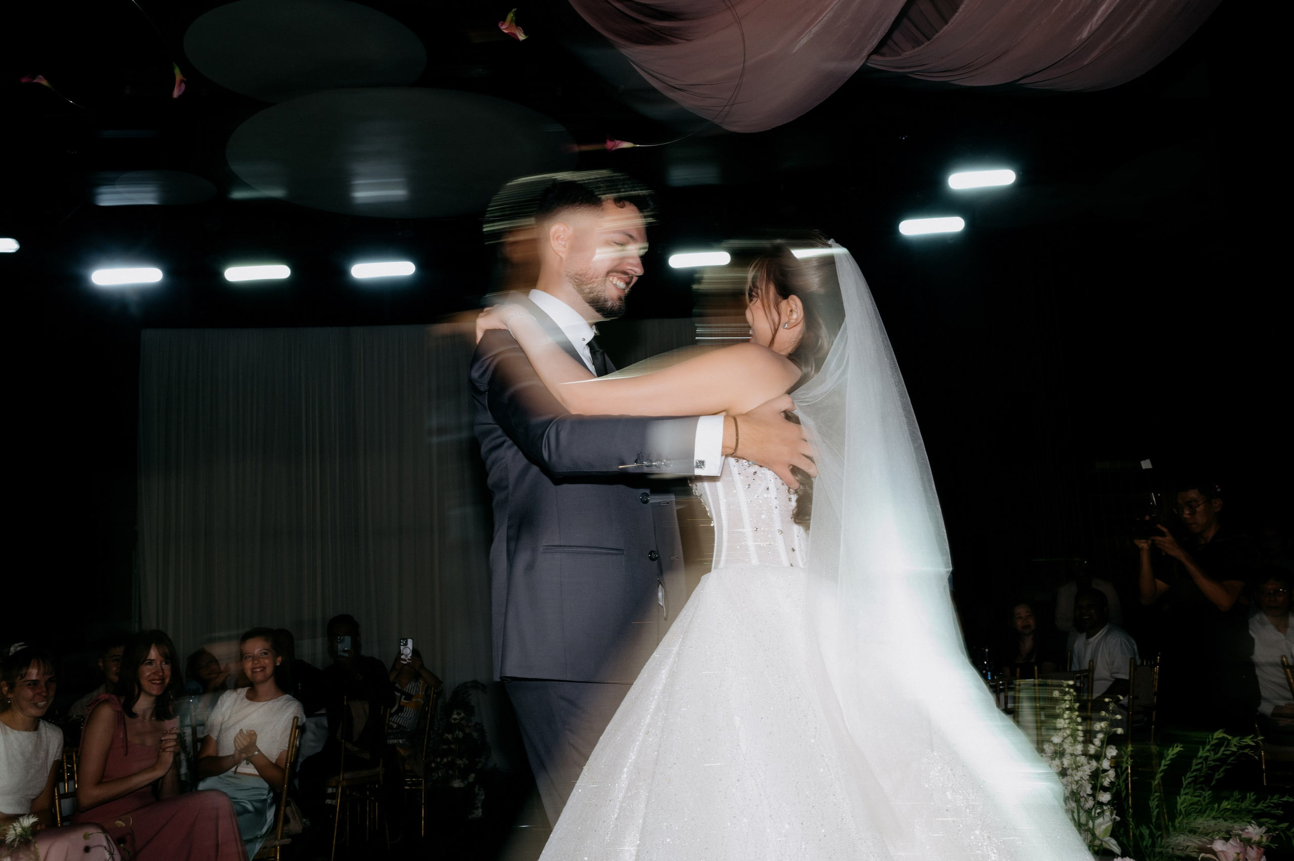 D & K / Wedding Journalism. Nhiếp ảnh gia đám cưới hàng đầu tại Thành Phố Hồ Chí Minh