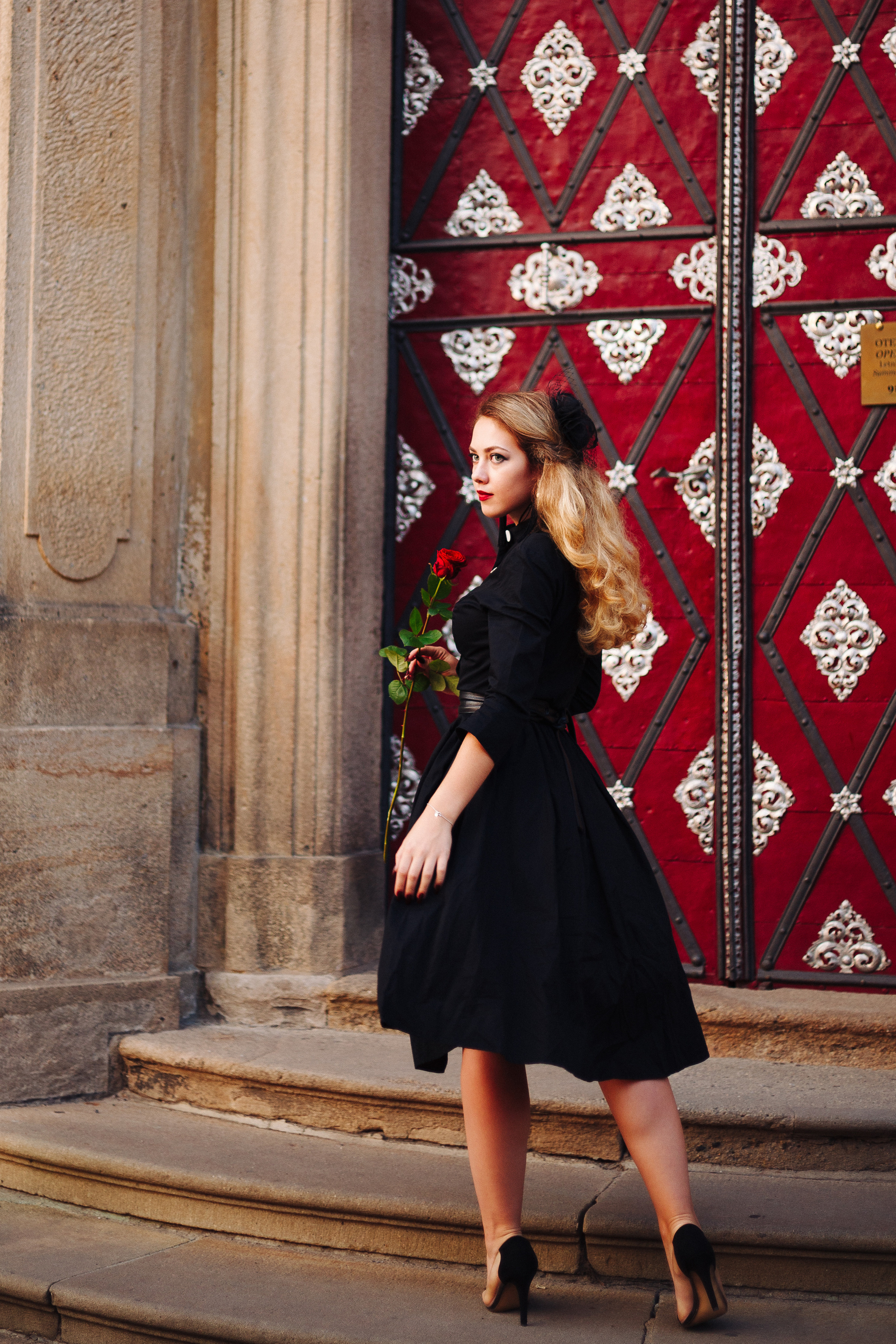 Victoria. Photographer in Prague for tourists