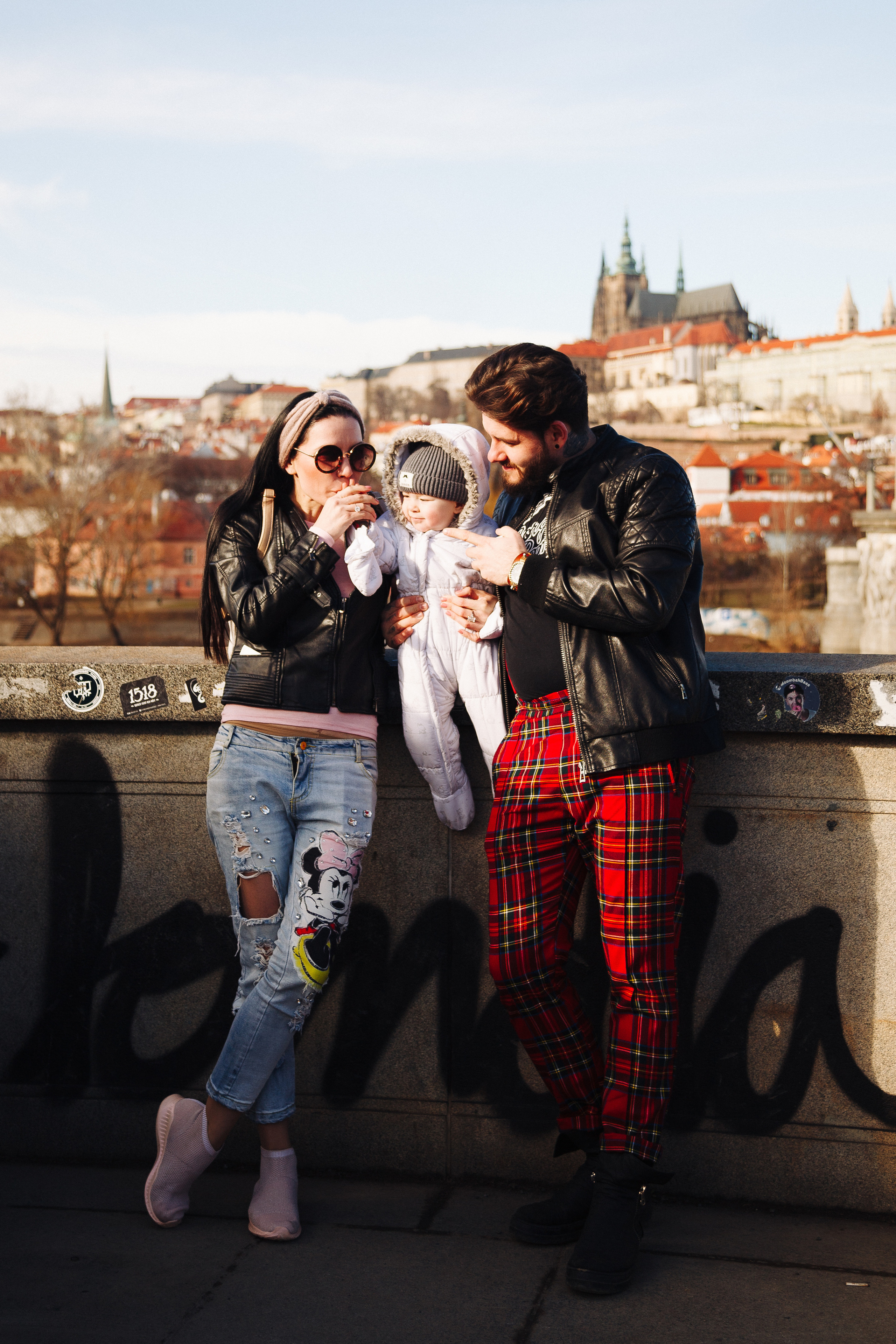 Nika, Nicol & Kolya. Photographer in Prague for tourists