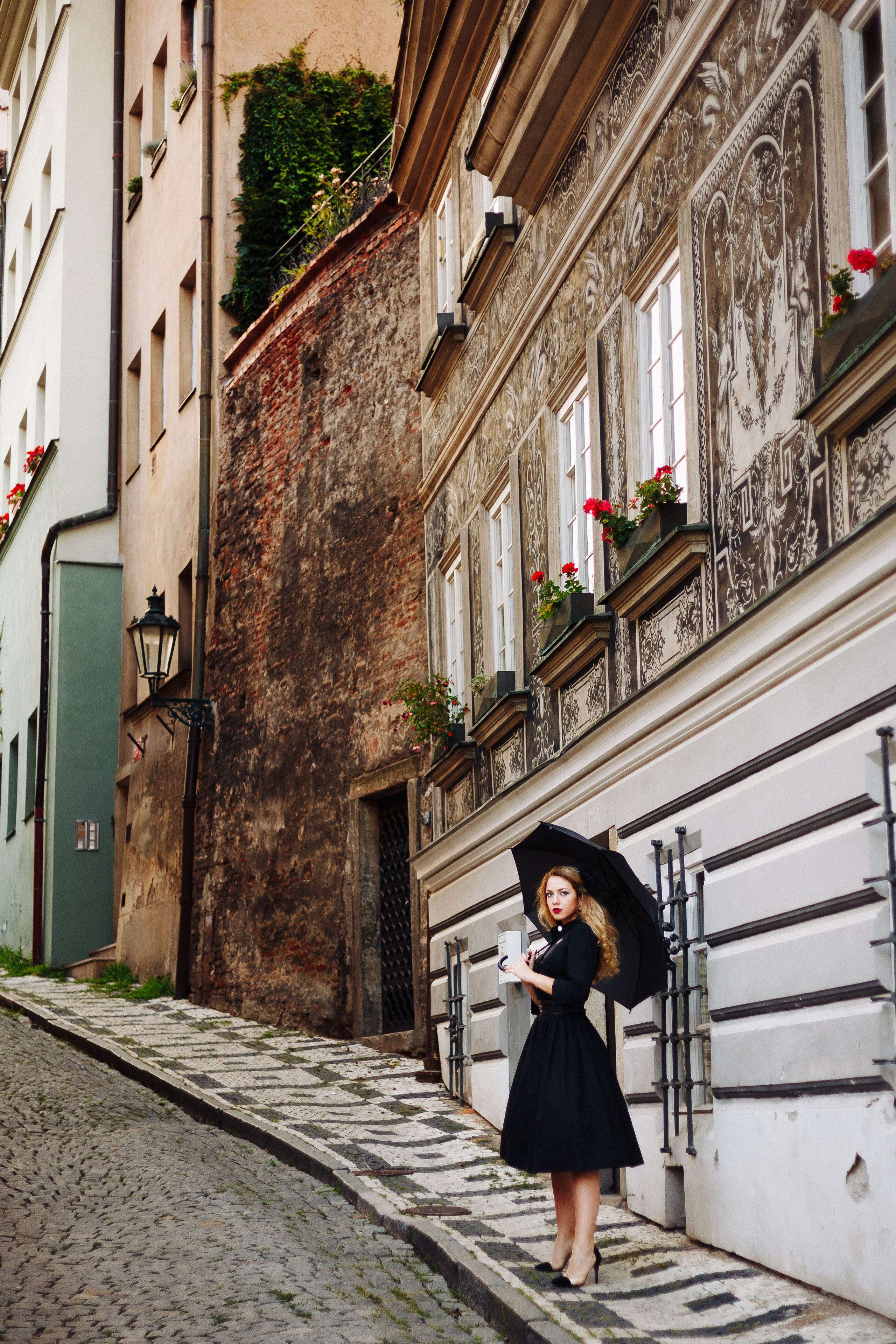 Victoria. Photographer in Prague for tourists
