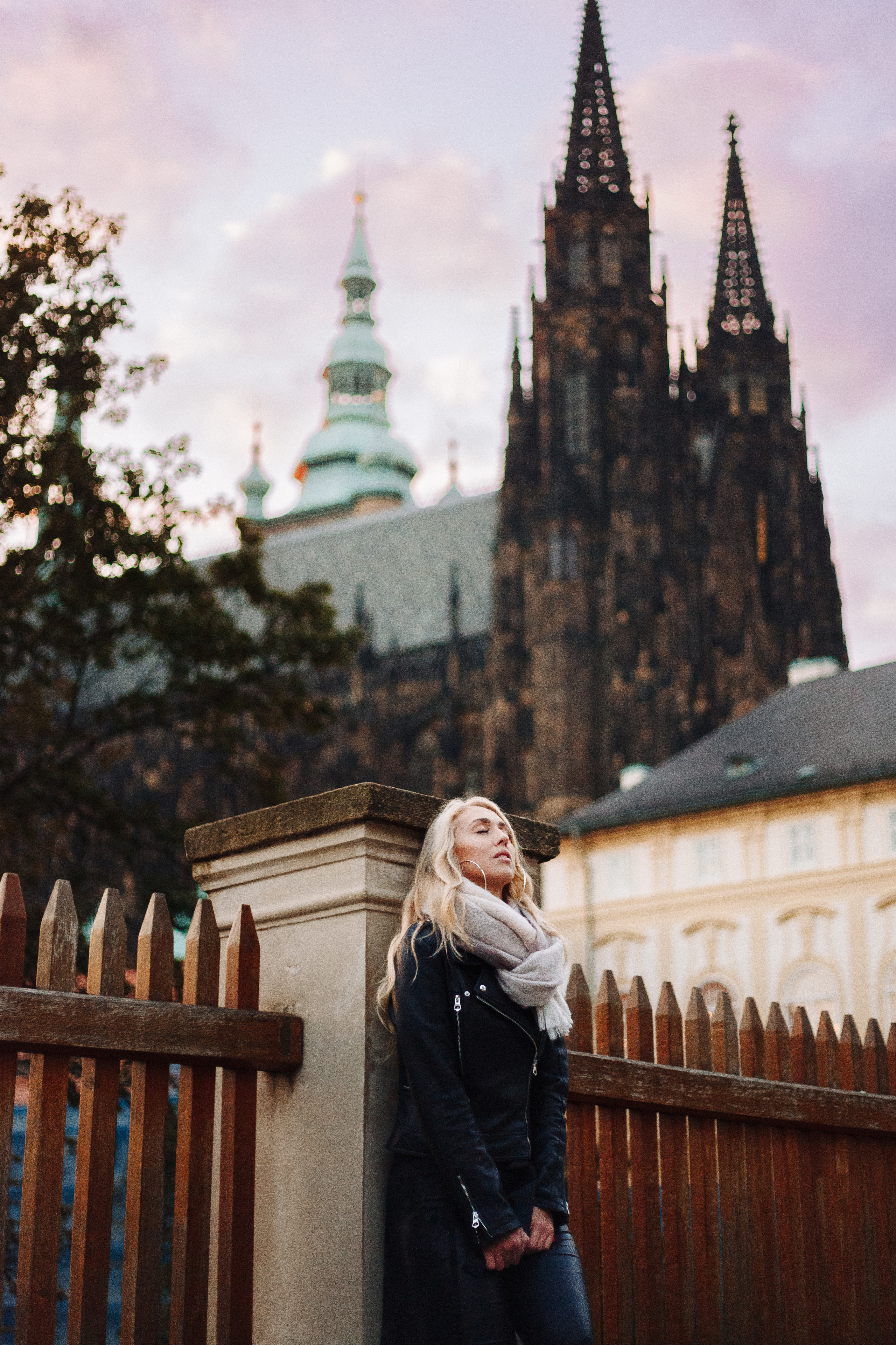 Alex. Photographer in Prague for tourists