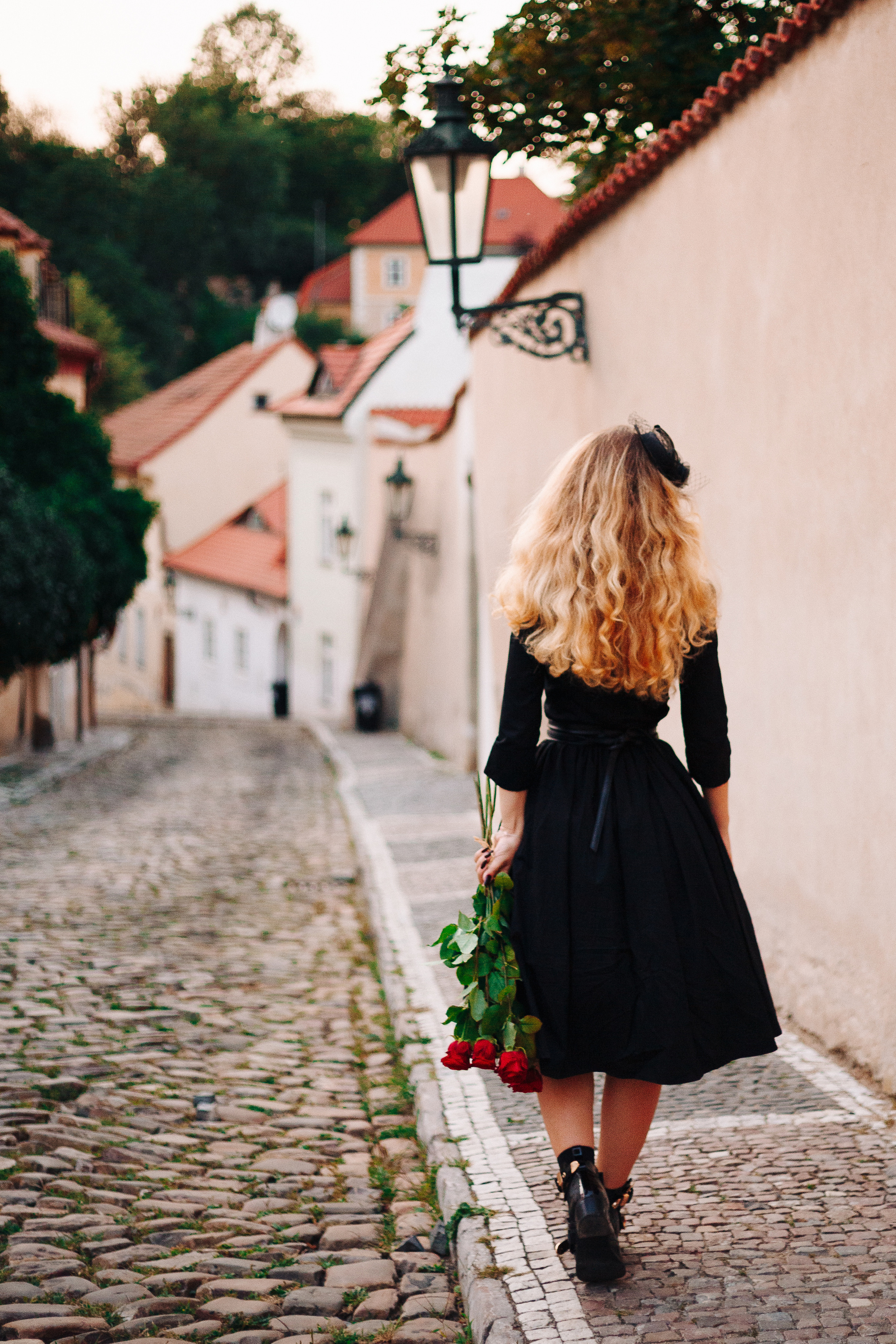 Victoria. Photographer in Prague for tourists