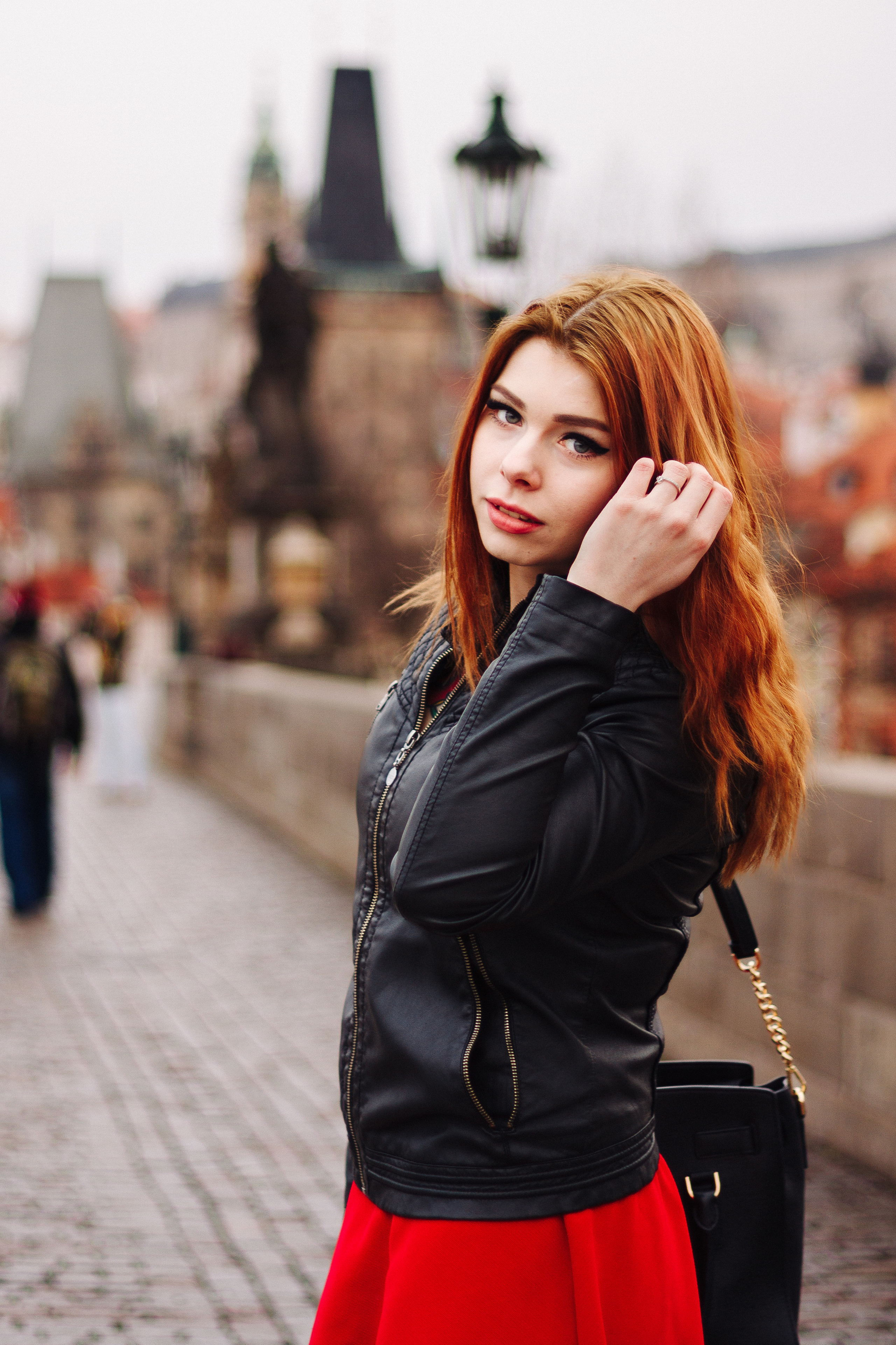 Elizabeth. Photographer in Prague for tourists