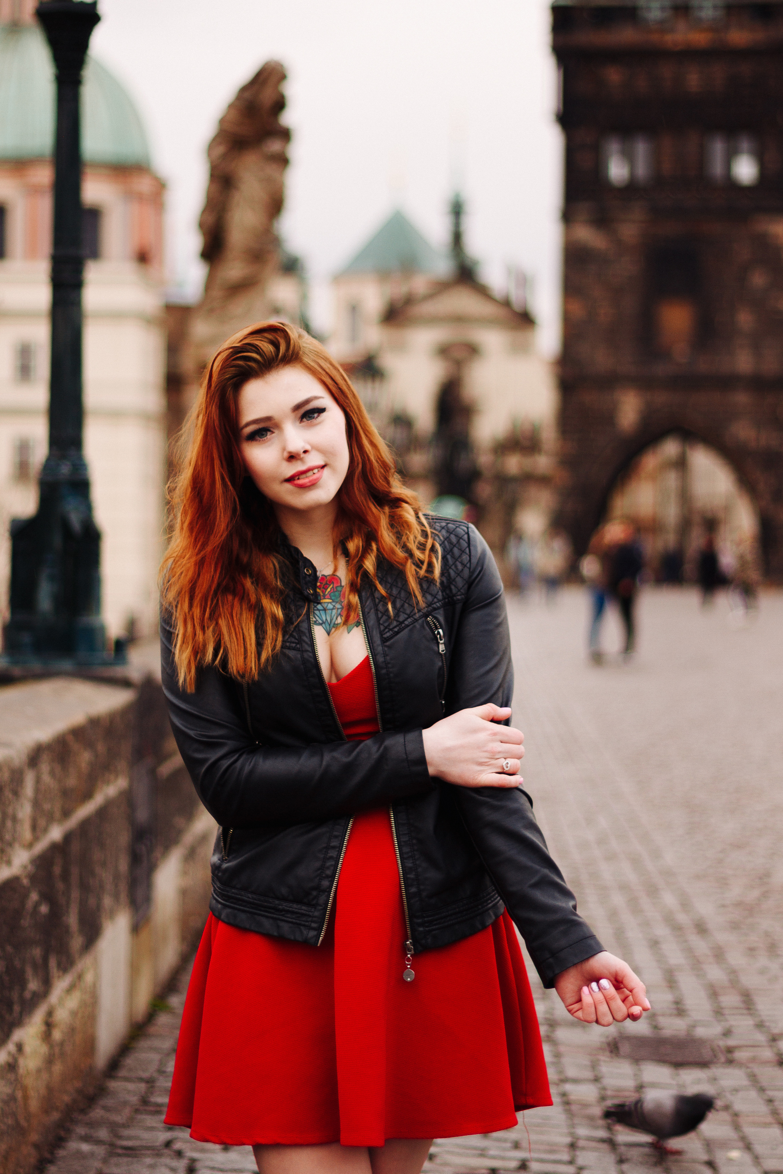 Elizabeth. Photographer in Prague for tourists