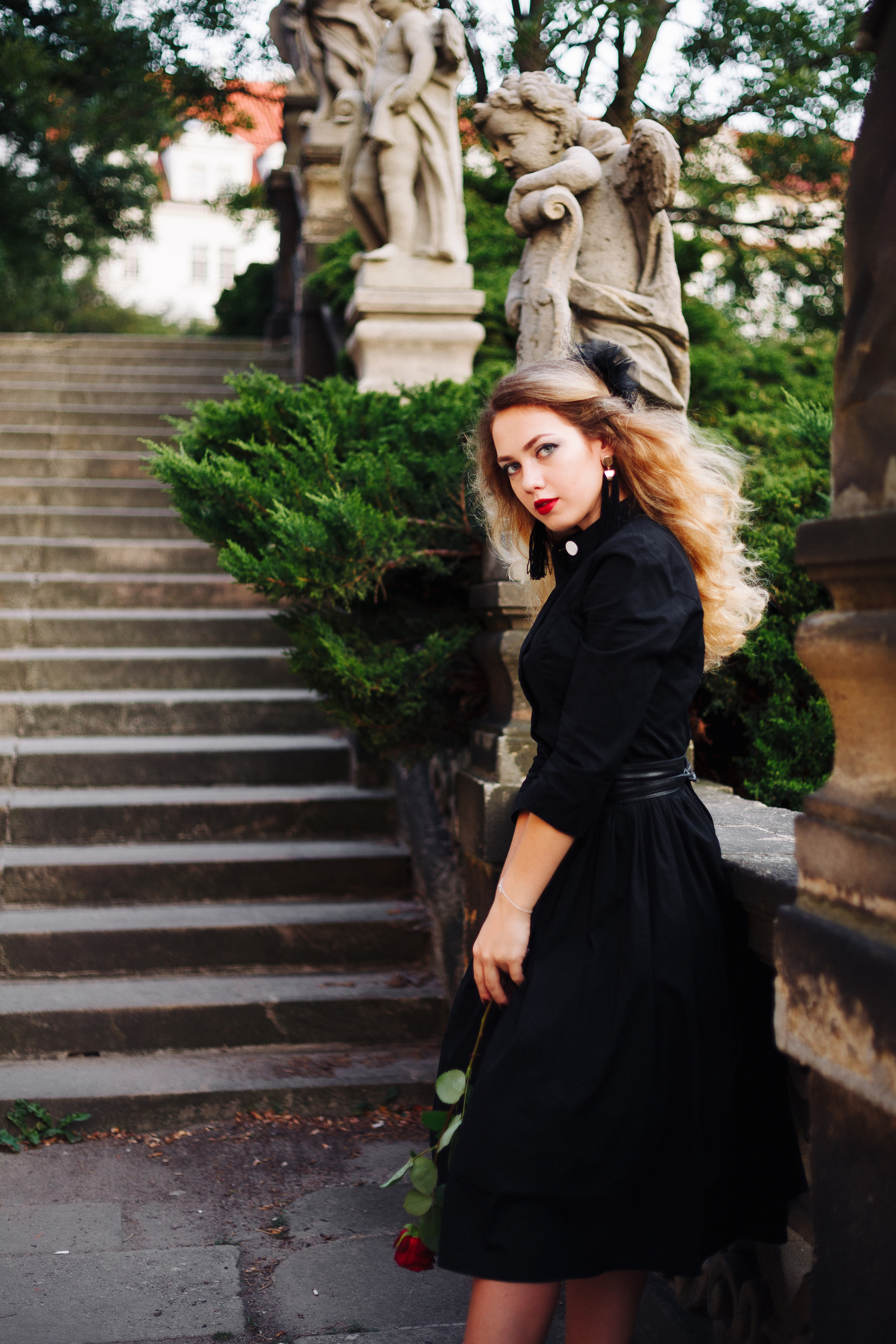 Victoria. Photographer in Prague for tourists