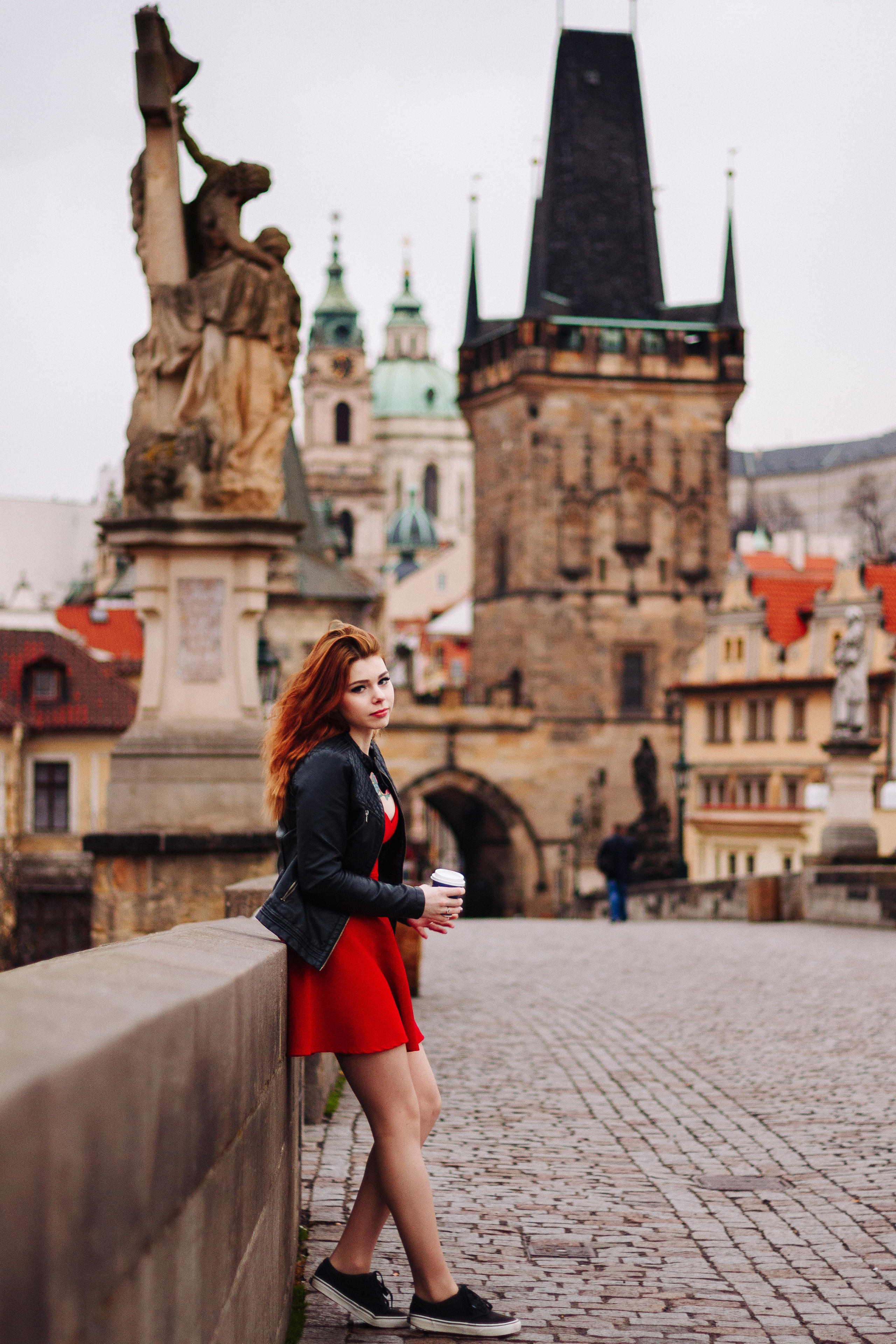 Elizabeth. Photographer in Prague for tourists