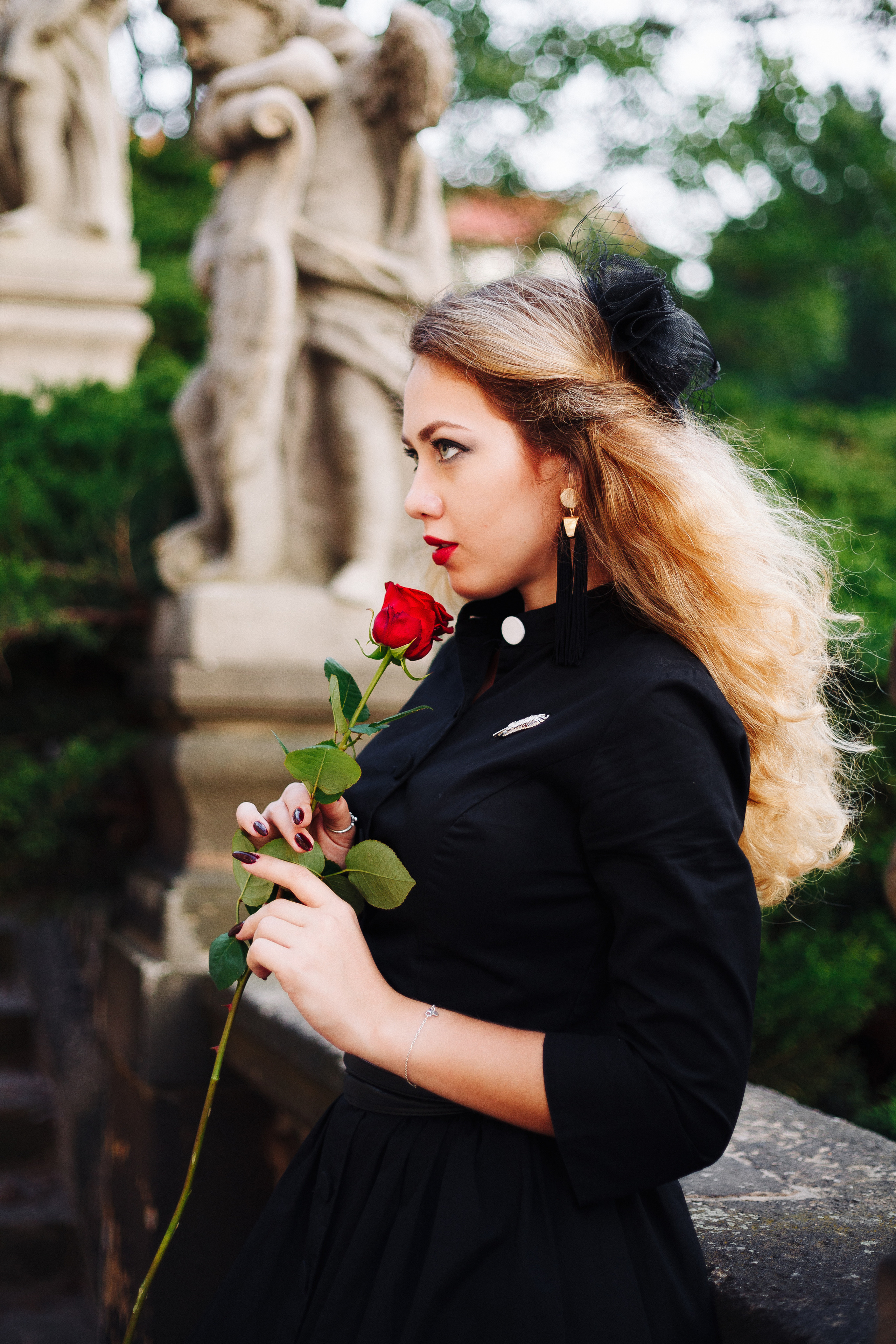 Victoria. Photographer in Prague for tourists