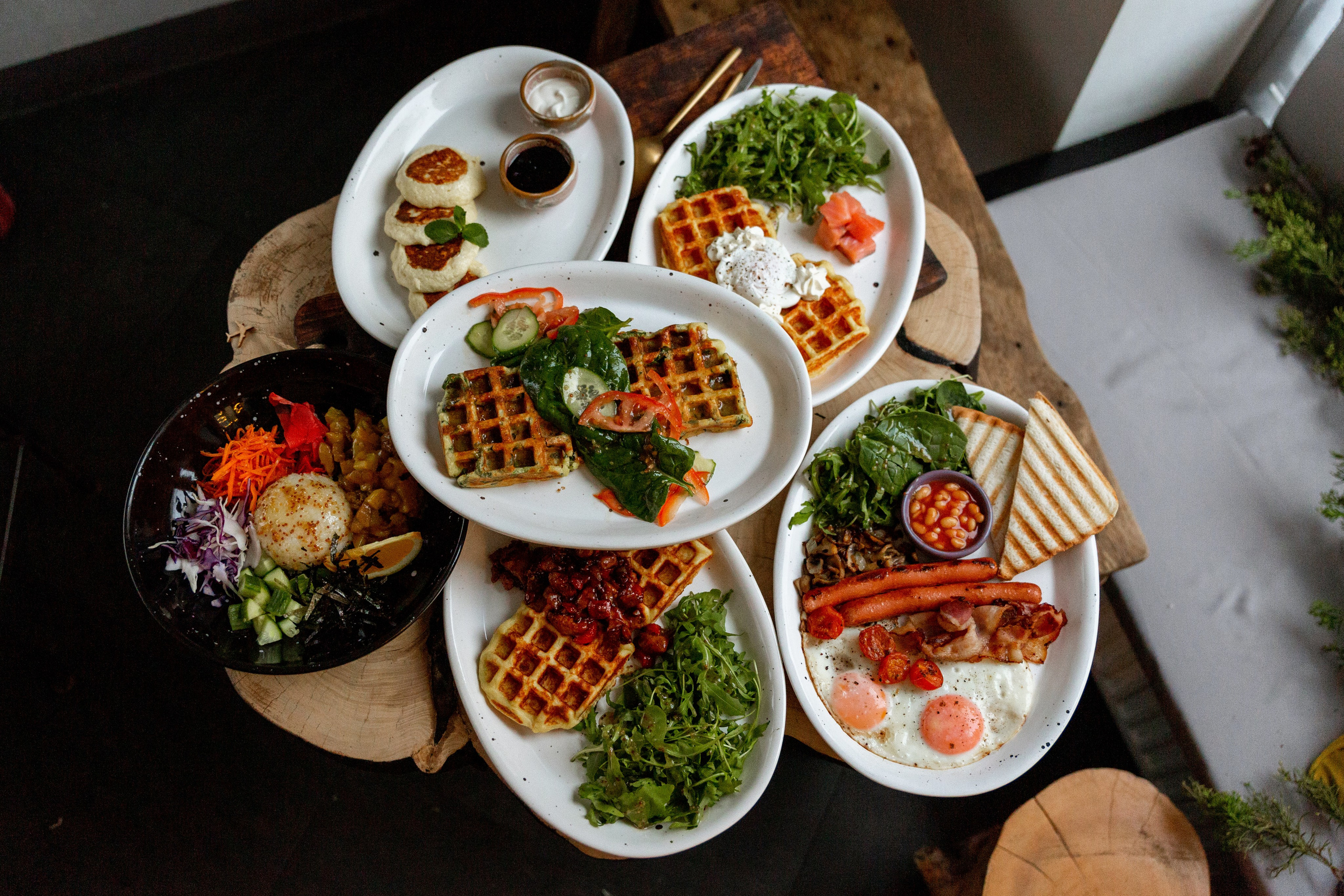 Kootyata coffee shop. Christmas menu. Photographer Vladmir Gladkov