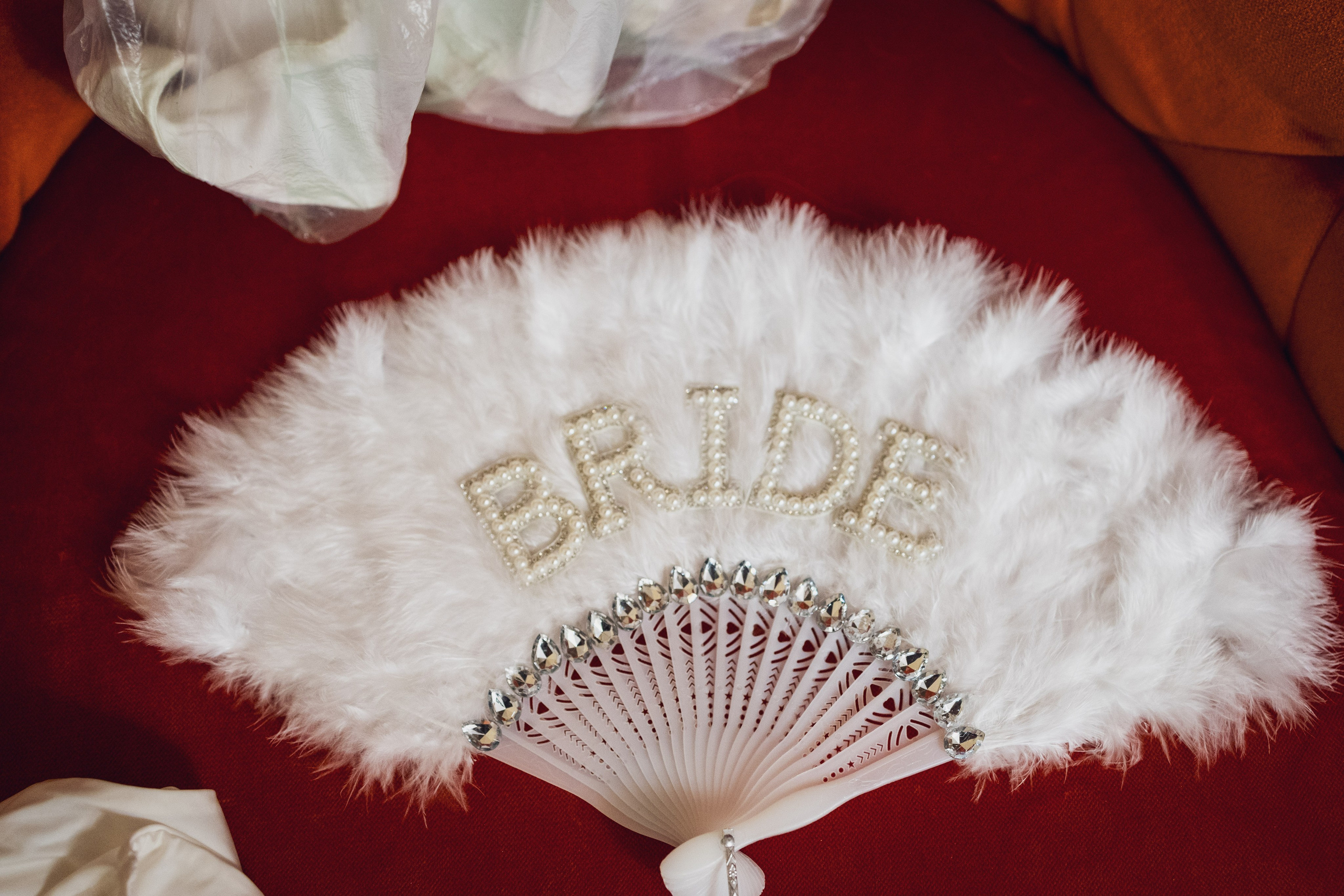 Bogdan & Oana. Acasă