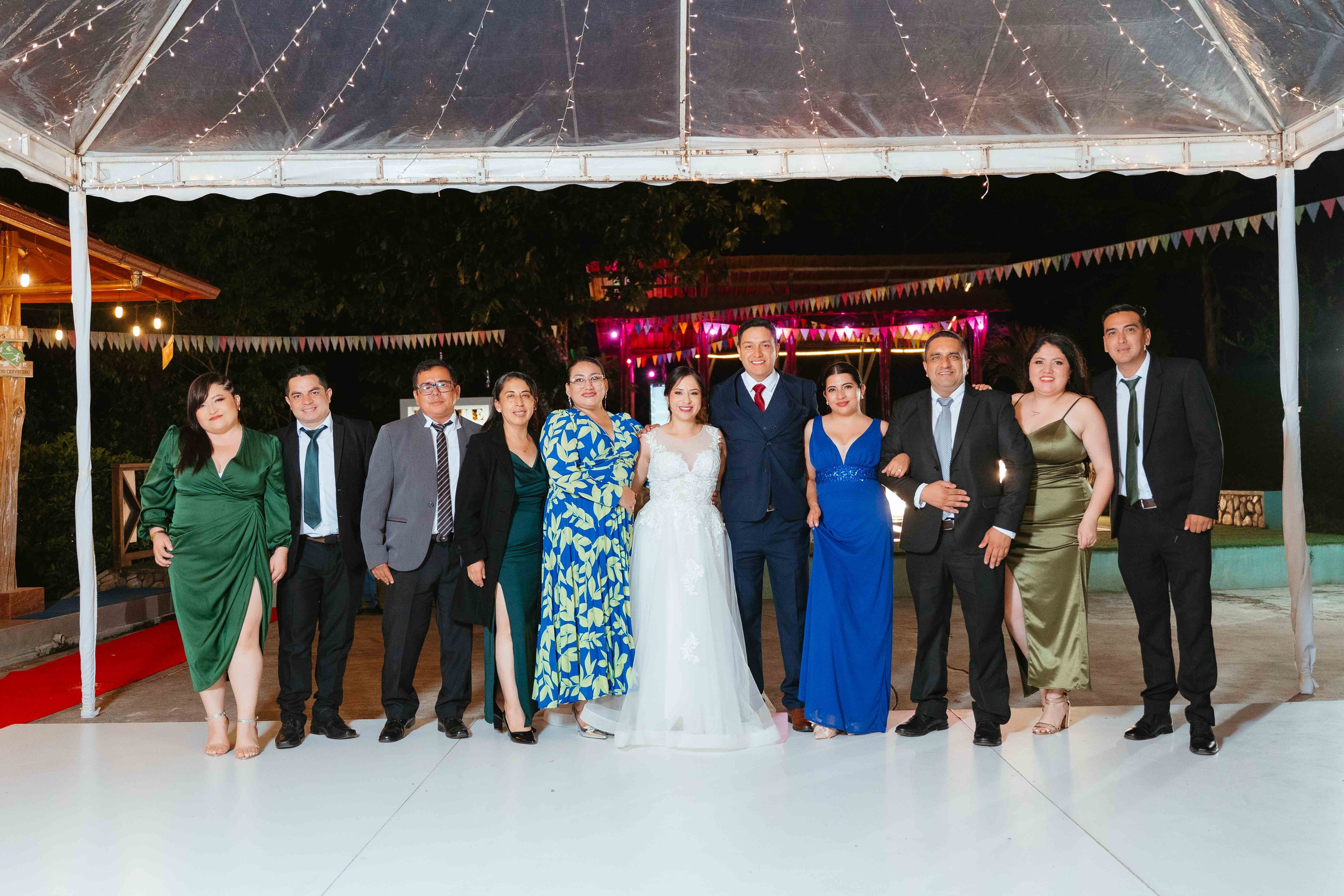 Jennifer y Vladimir. Fotógrafo de bodas en Loja Ecuador | Piero Alvarez PH