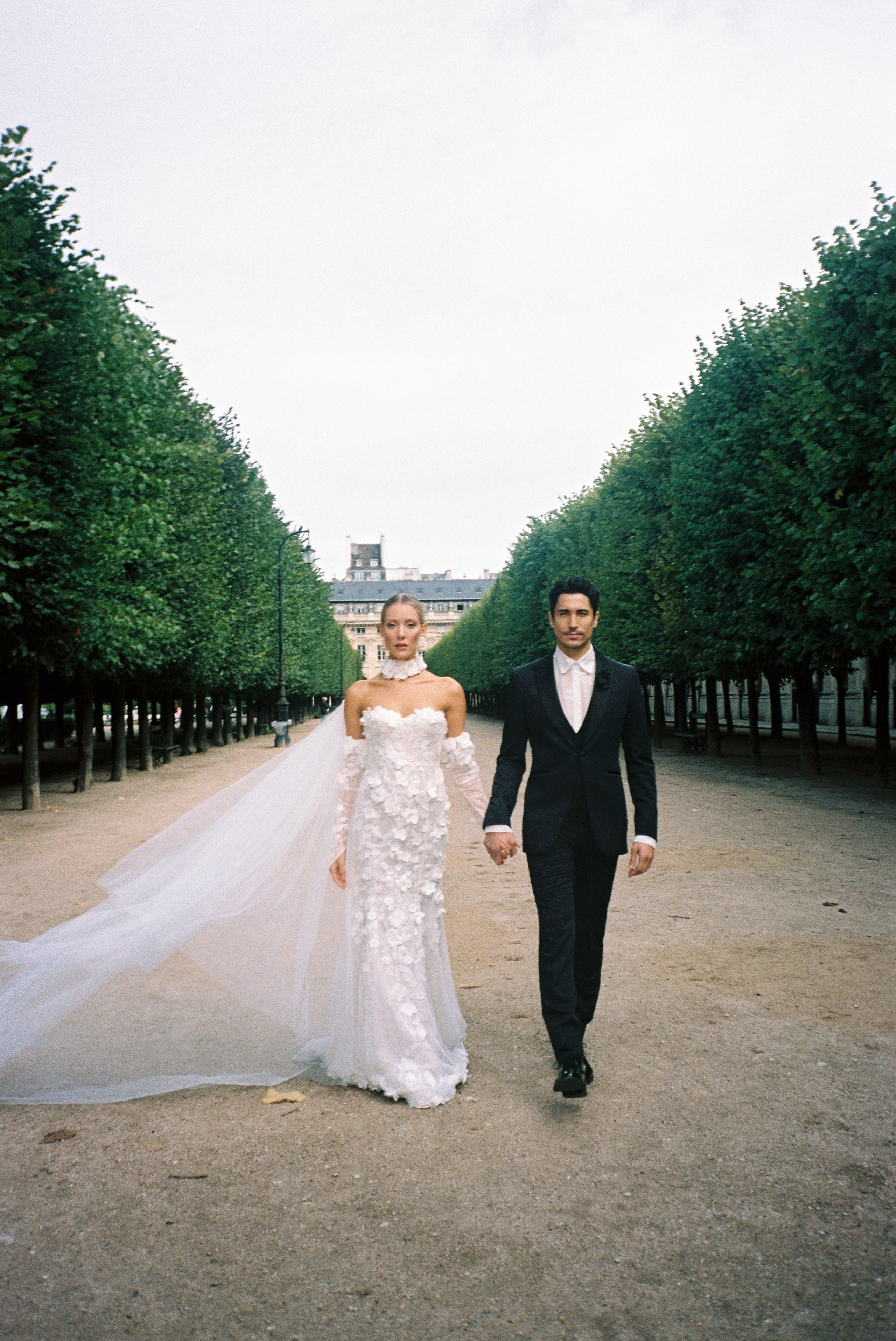 Romantic Photoshoot in Paris — Paris, the City of Love