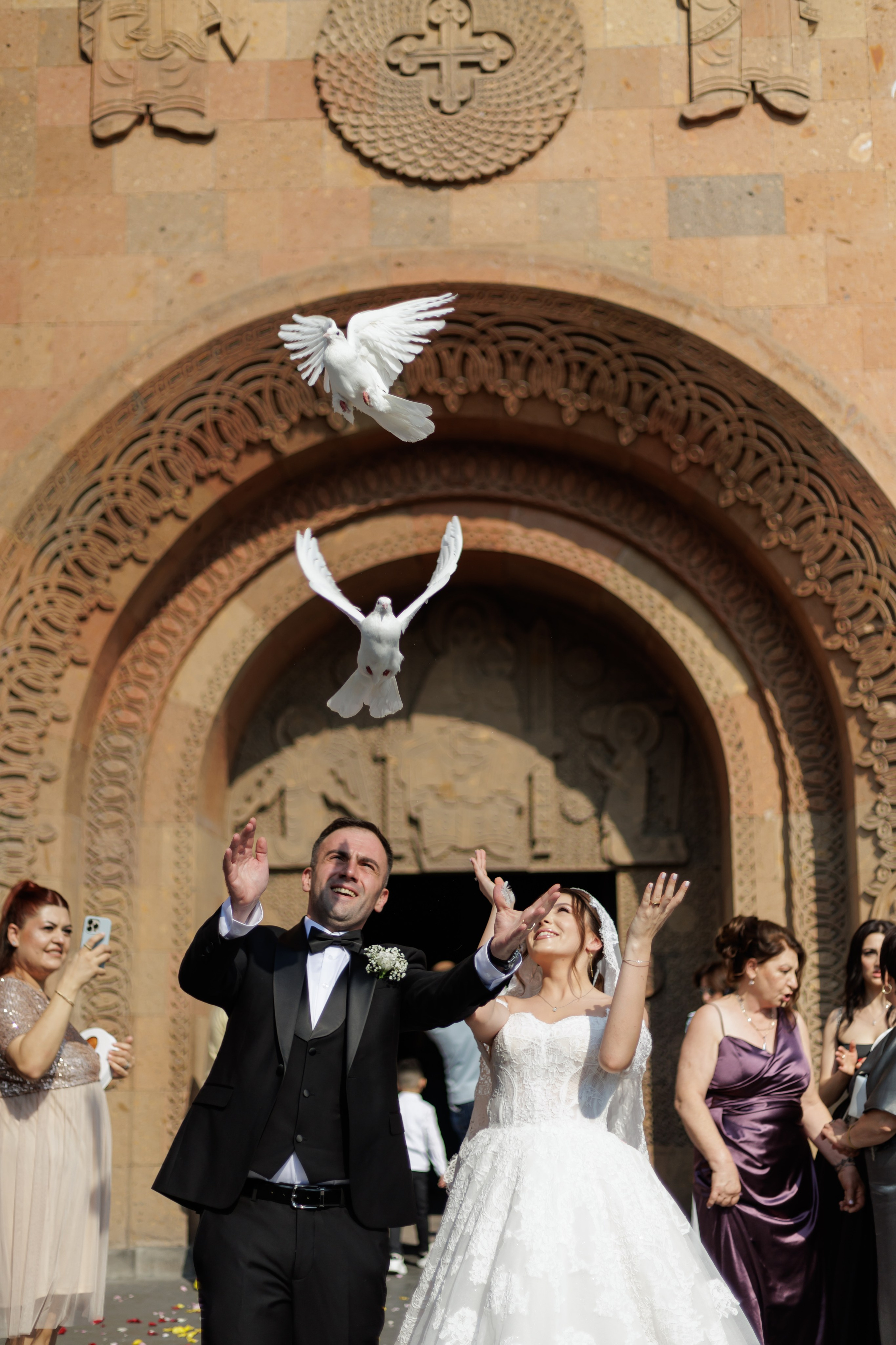 Artashes and Margret Half-Day Wedding. Recnac | Wedding Photographer Yerevan