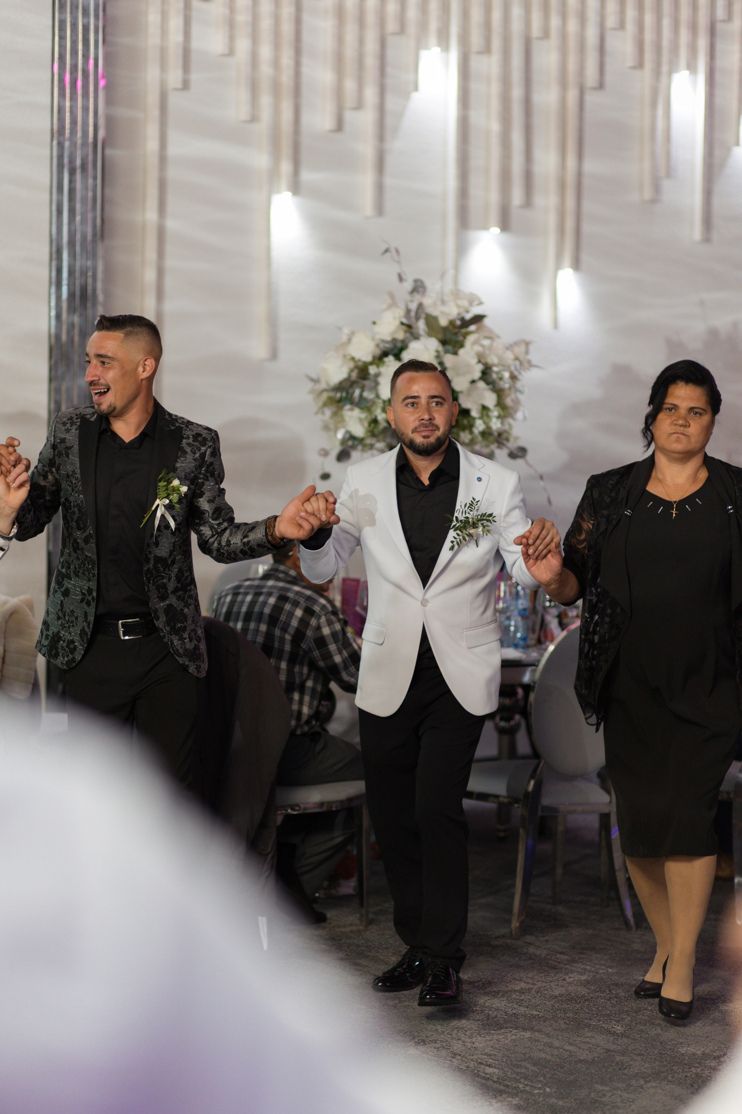 Valentina & Marcel. Fotograf si videograf — evenimente si studio