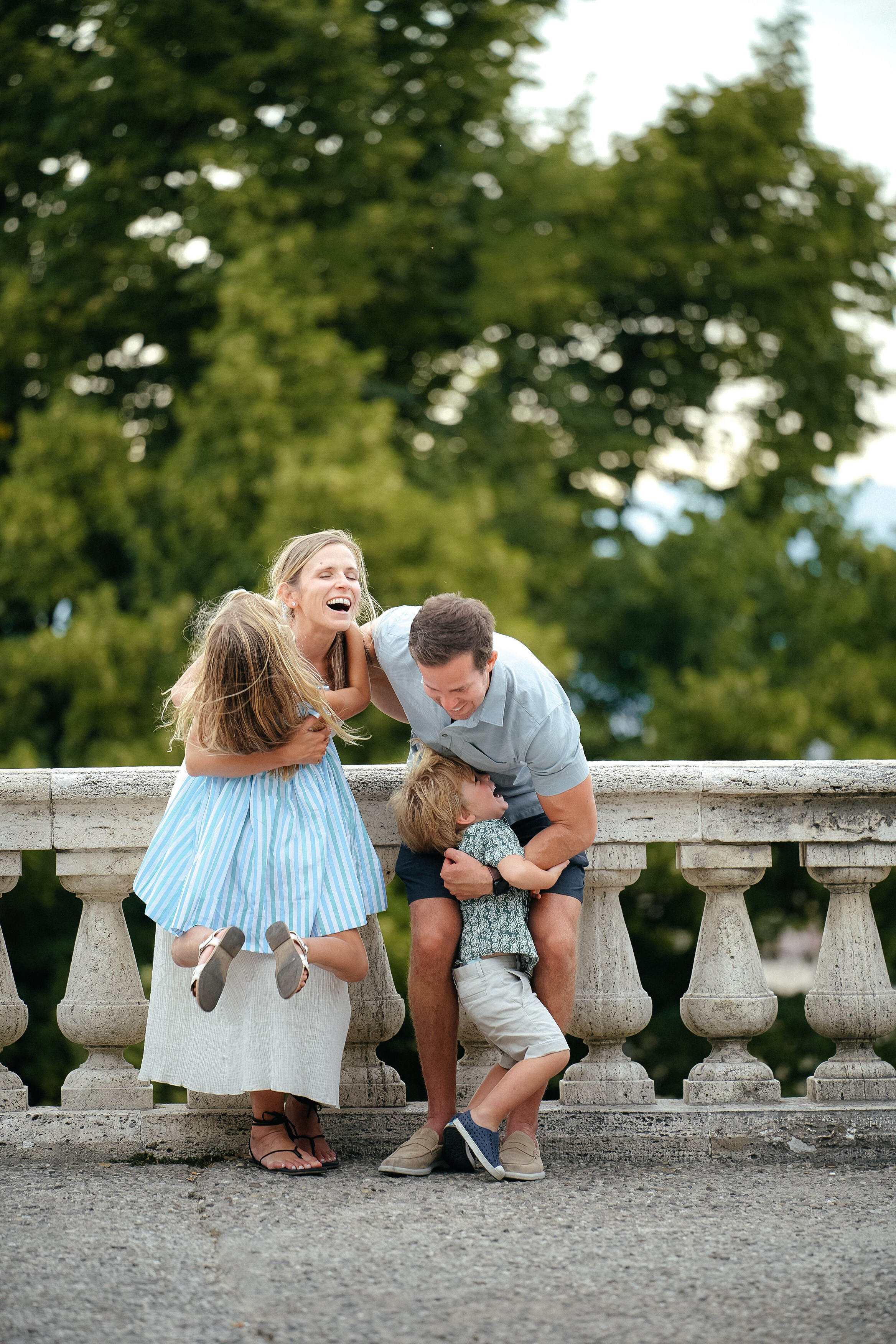 Nicole & Family. Wedding Photographer in Italy