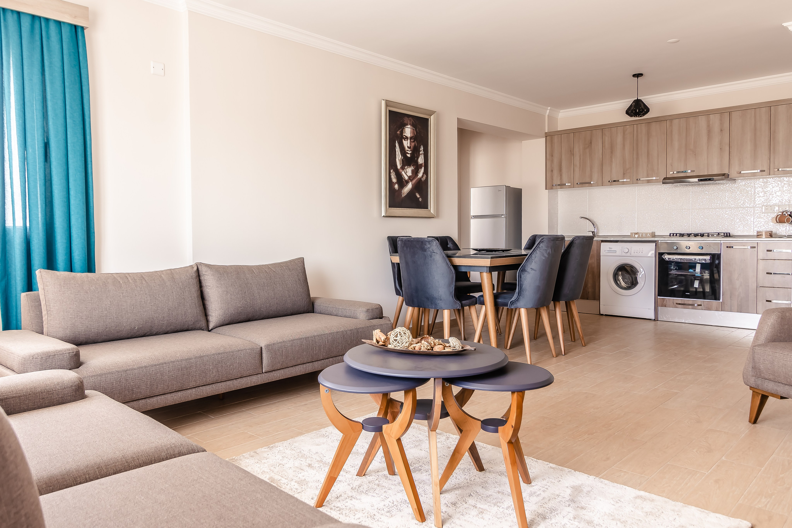 Real Estate Media. Professional portrait photographer in Los Angeles | Axenia Haritonova