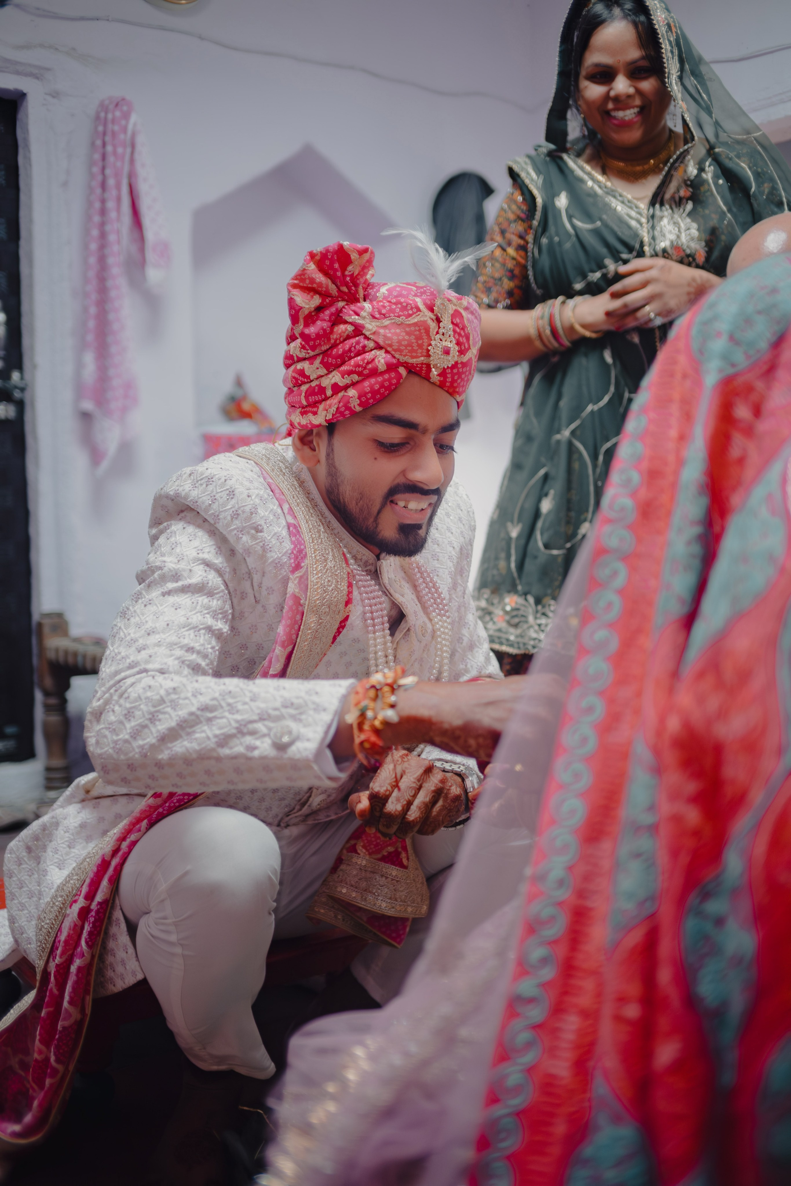 Parul & Sanjay. Wedding and Family photographer in india