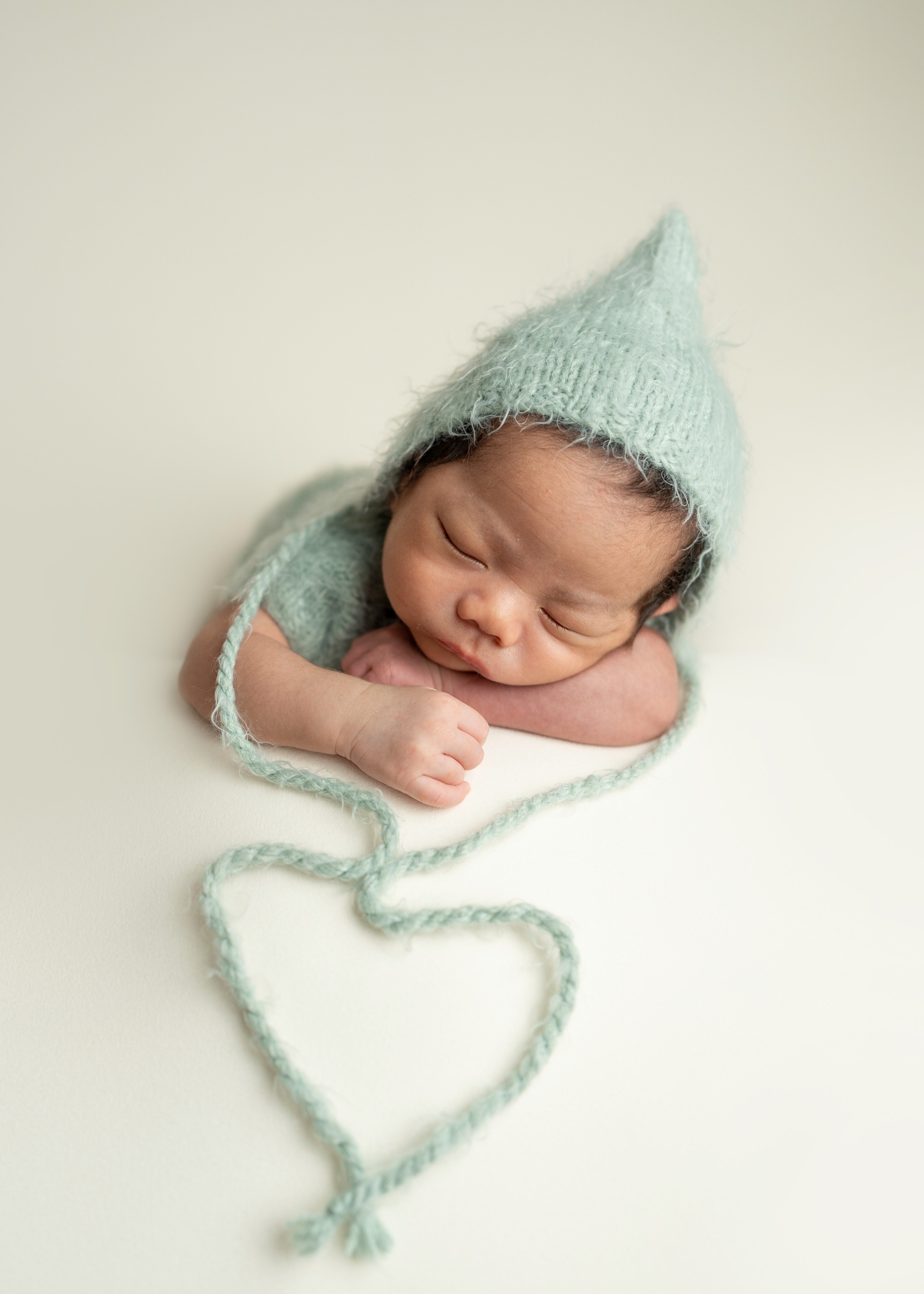 Newborn. Family photographer in Sacramento | Sofia Pavenko