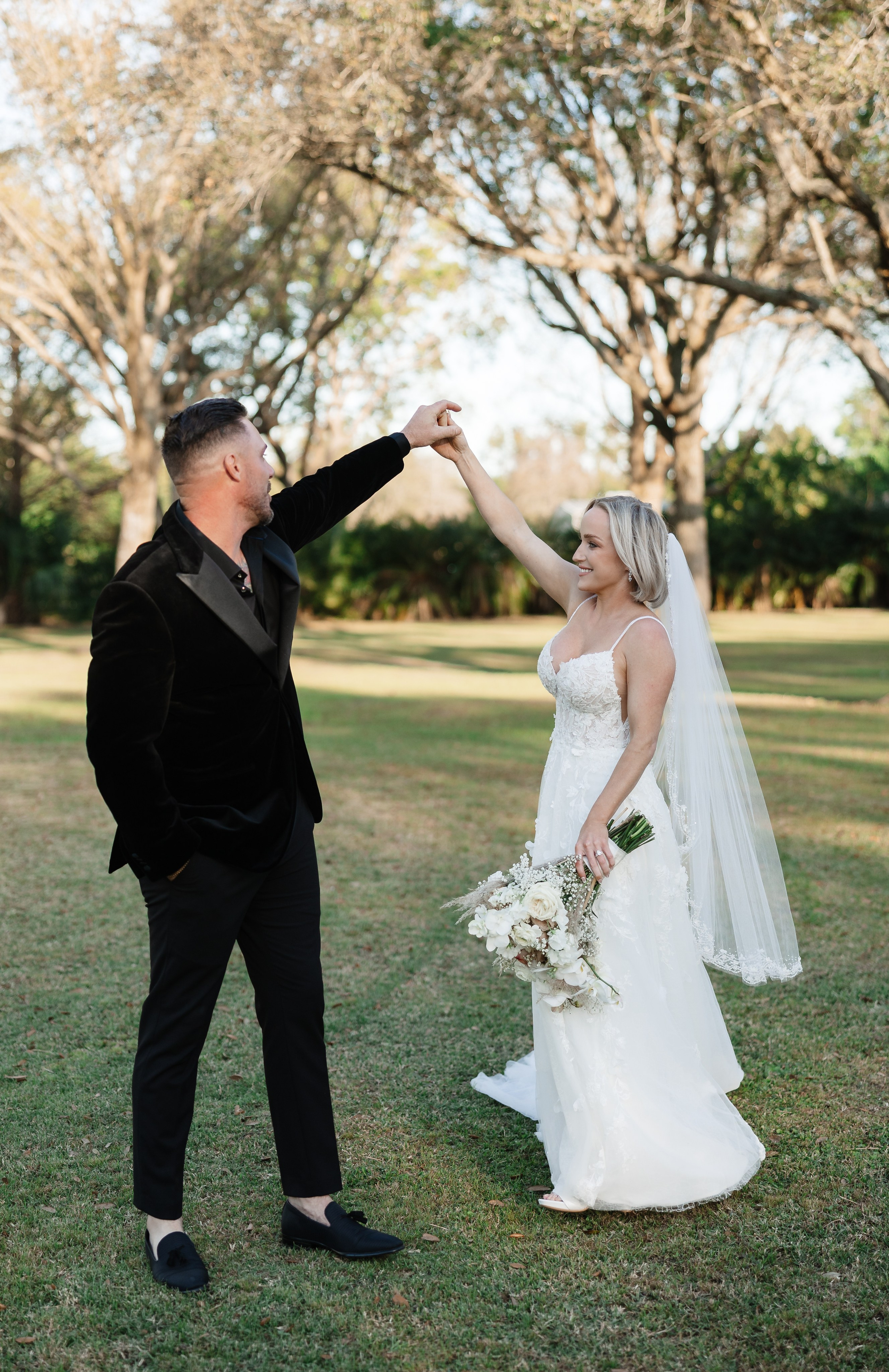 A Quiet, Beautiful Beginning | Kayla & David’s Intimate Weston Estate Wedding. YES I DO PRODUCTION — Wedding photography&videography