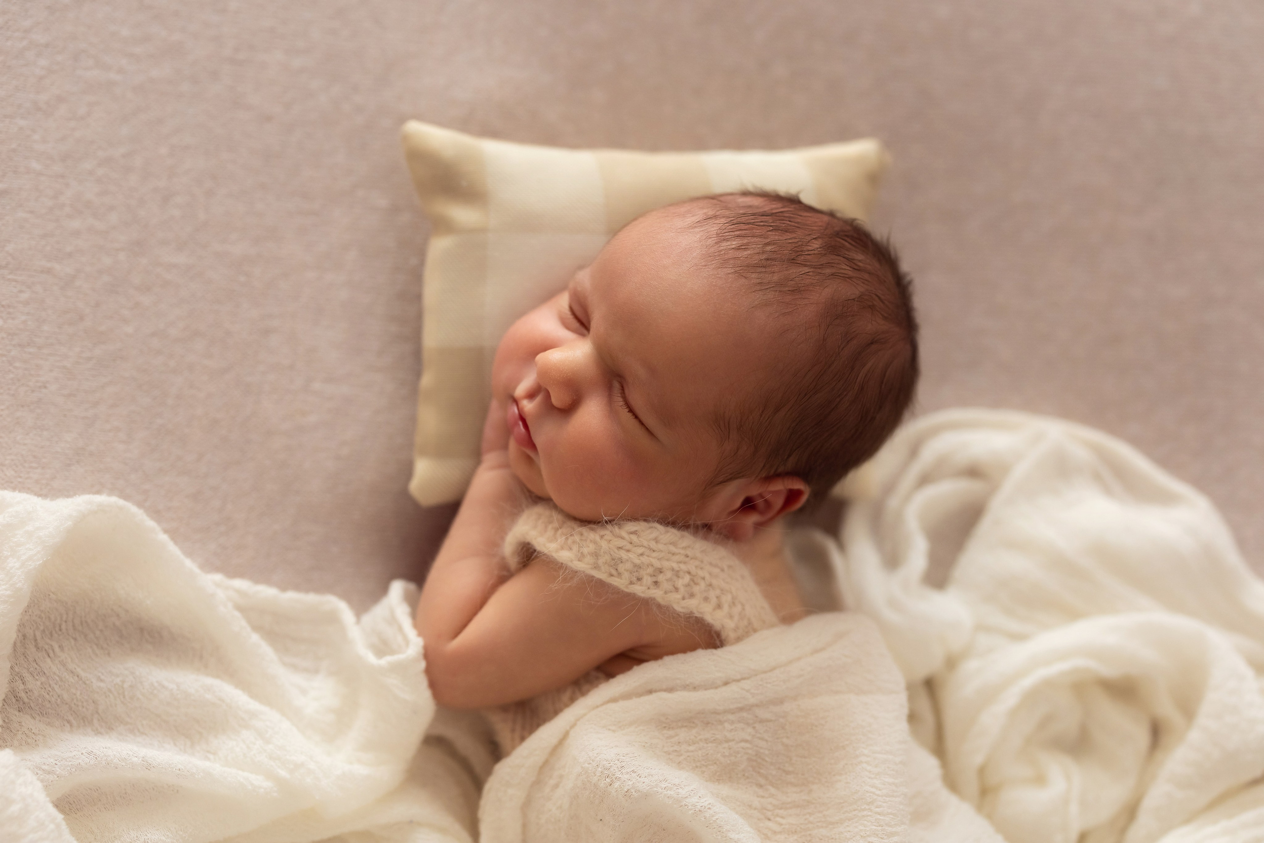 Nounascuti. Fotograf de familie la Ungheni și Reggio-Emilia, Alessia Slivca