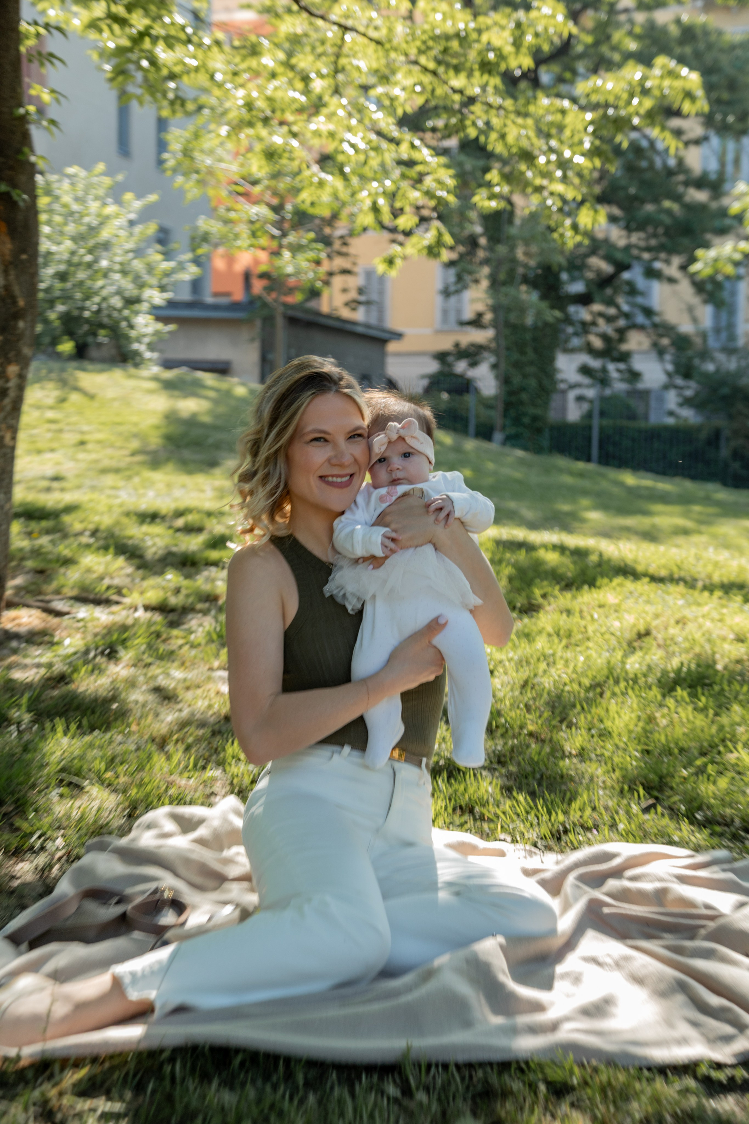 Kira and Family. Photographer in Milan |Mila Pro Photo