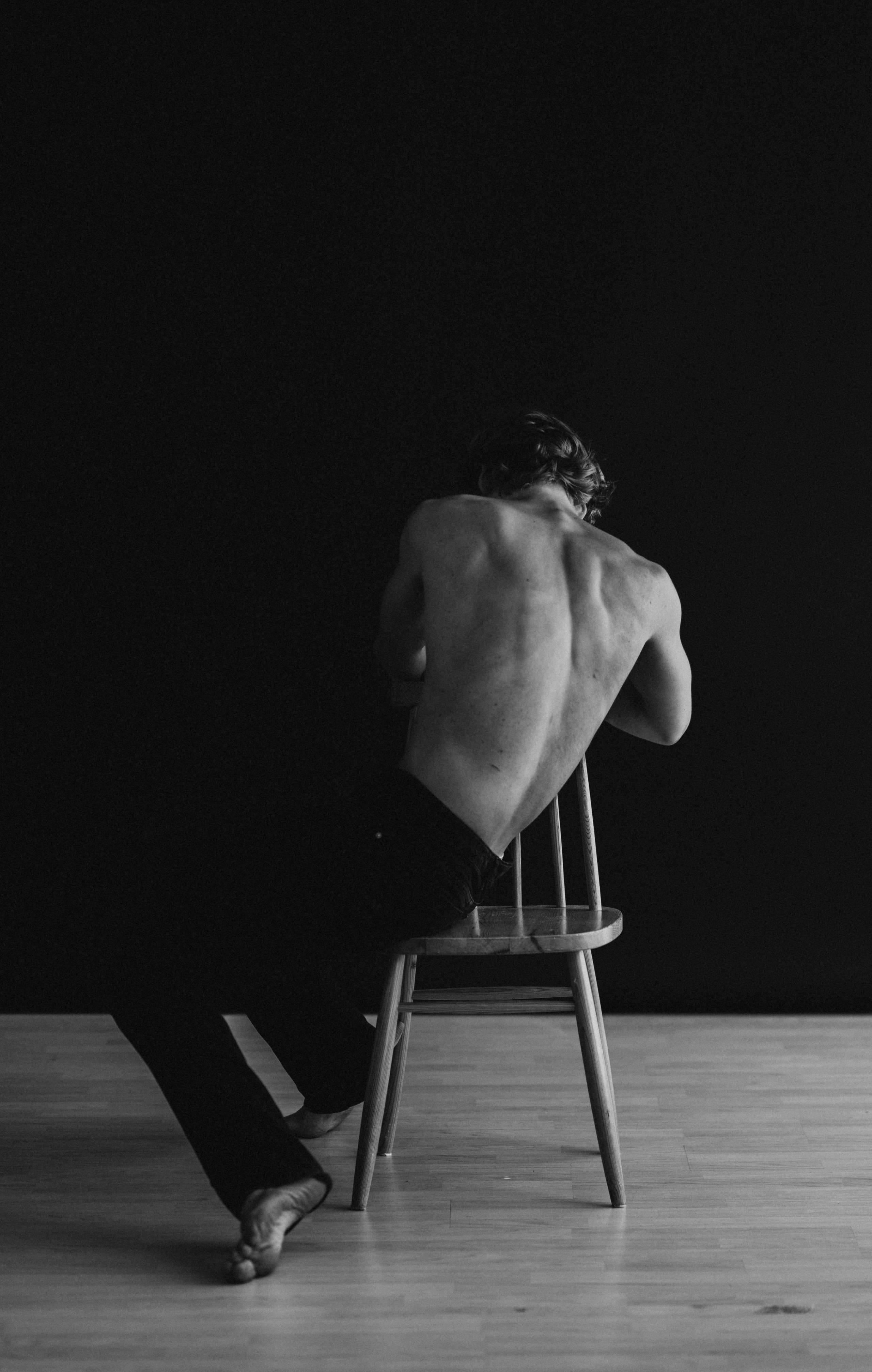 DANCERS. Victoria Olonen – Cinematic Portrait Artist | Helsinki & Europe