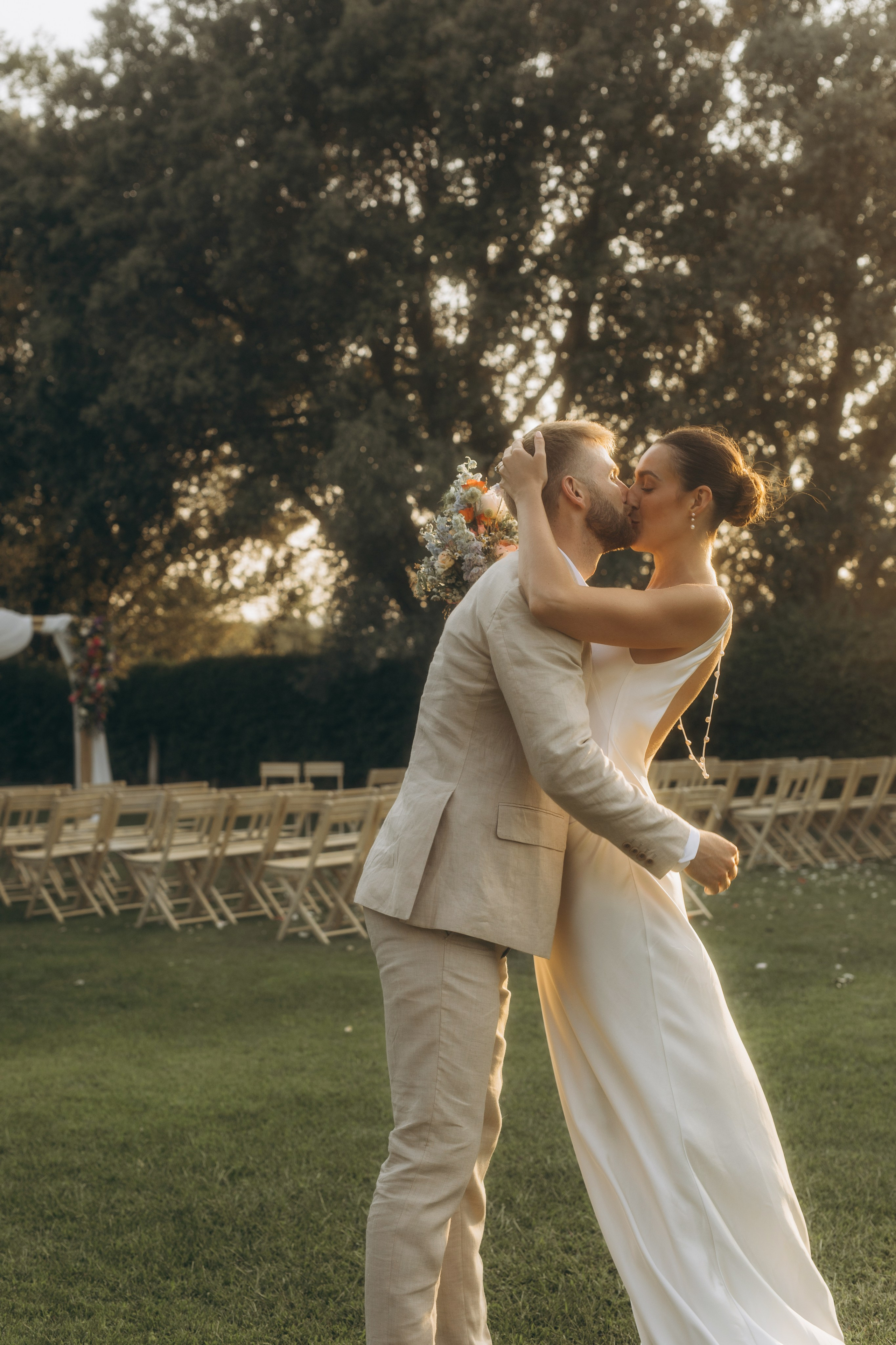 Lauren & Jamie. Hotel Castell d’Emporda. Paola fotógrafo / videografo de bodas en Barcelona